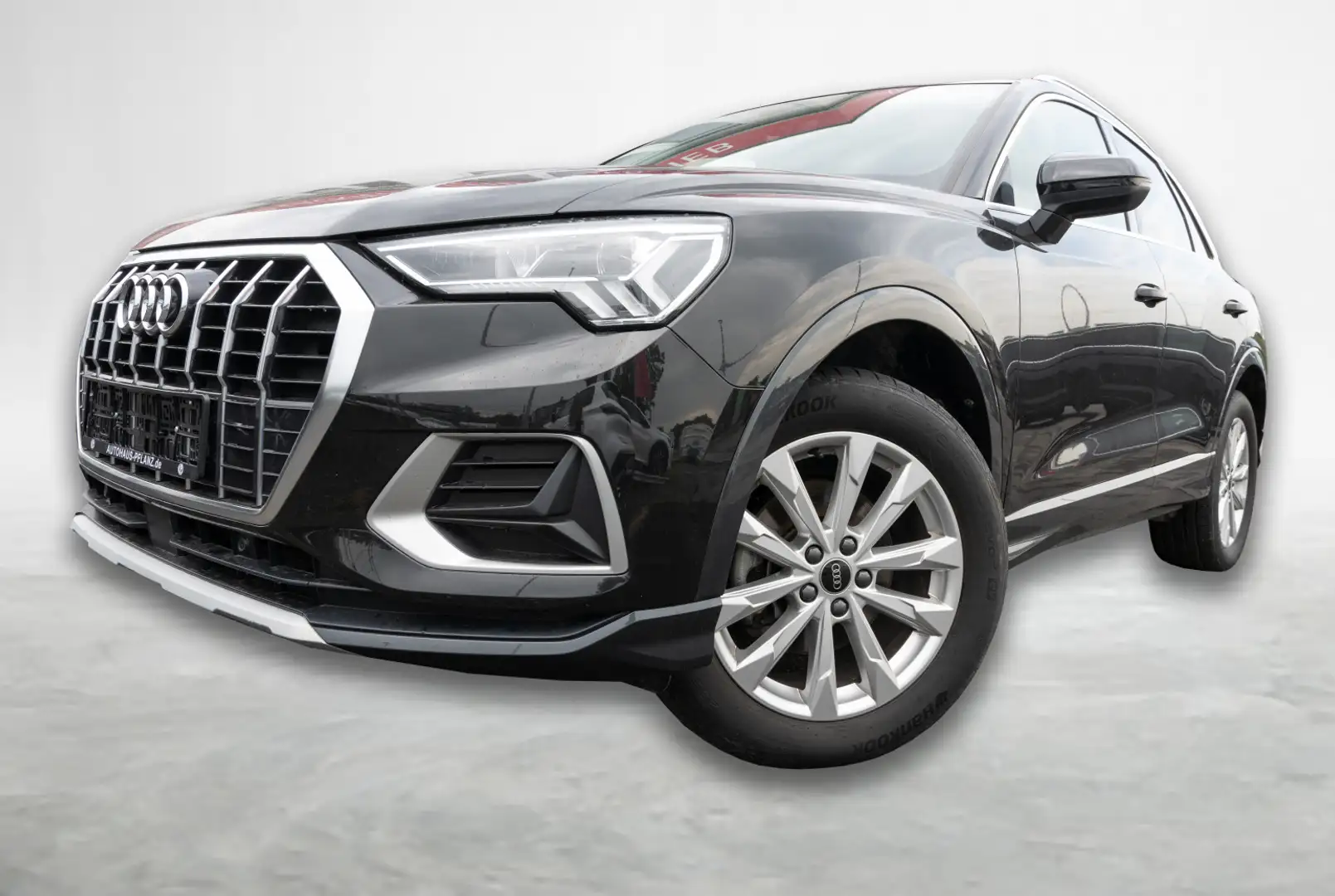 Audi Q3 35 advanced 2.0 TDI 7-GANG DSG Schwarz - 1