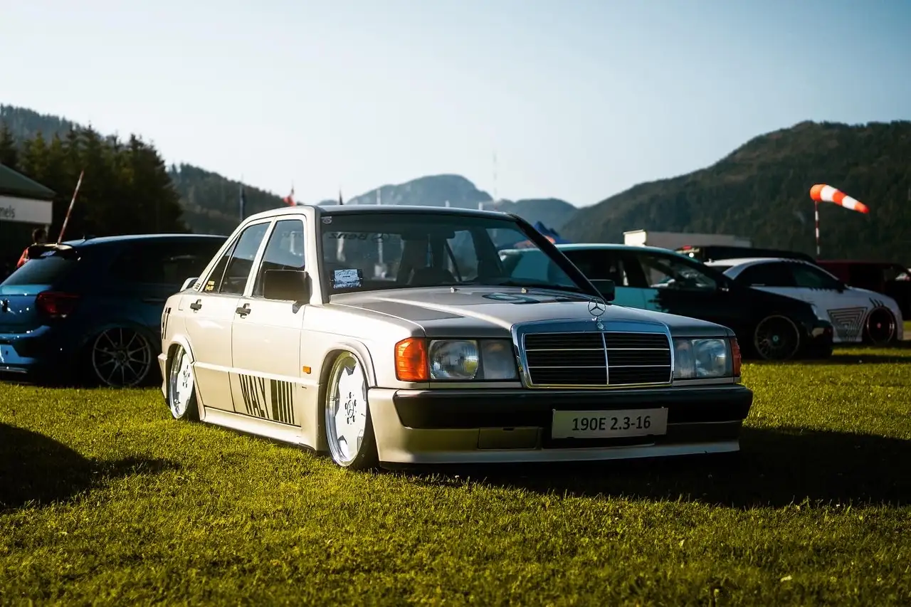 Mercedes-Benz 190 E 2,3 - 16 ohne Kat! Fgstl. Nr 42, foto 5