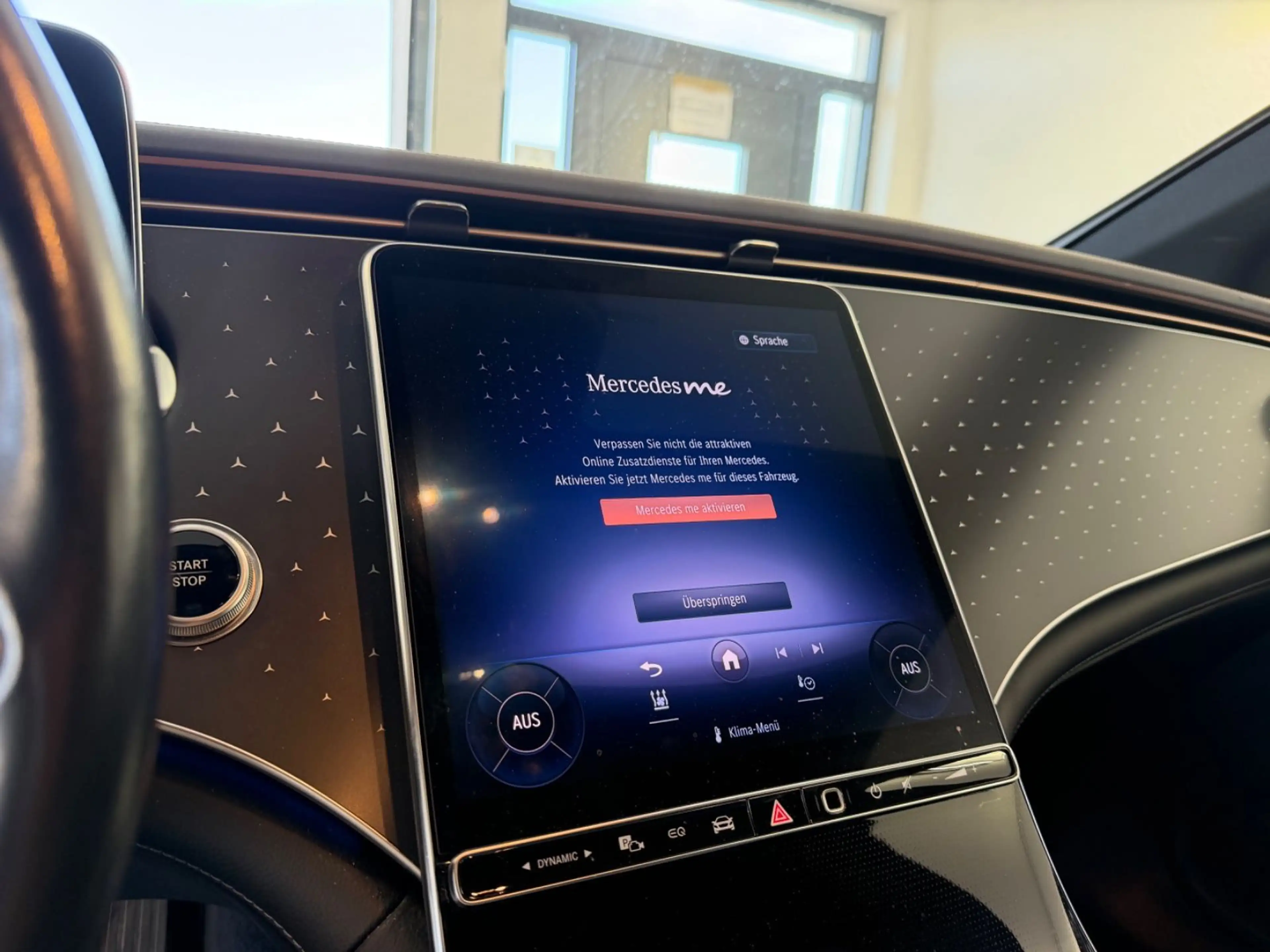 Mercedes-Benz EQE 350 Avantgarde | AHK | DISTRONIC | 360° — photo 14