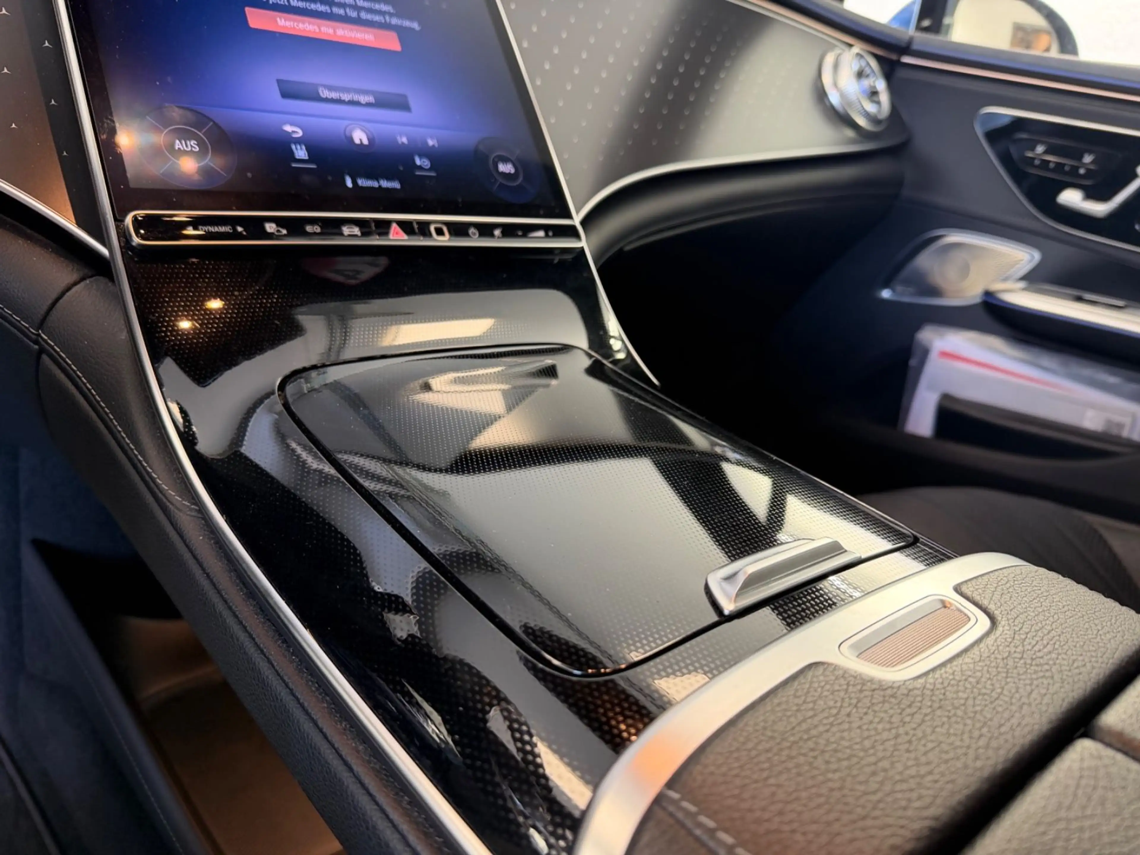 Mercedes-Benz EQE 350 Avantgarde | AHK | DISTRONIC | 360° — photo 15
