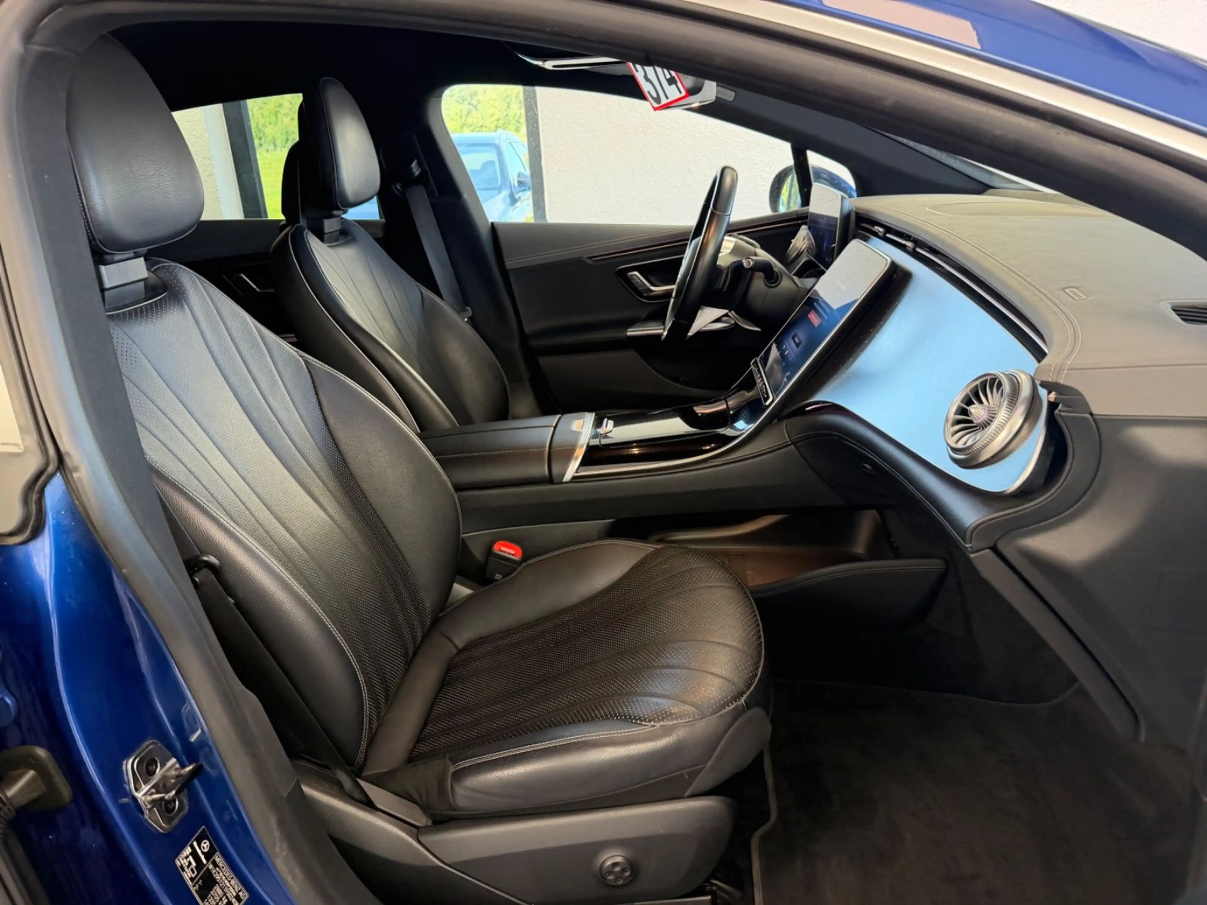 Mercedes-Benz EQE 350 Avantgarde | AHK | DISTRONIC | 360° — photo 17