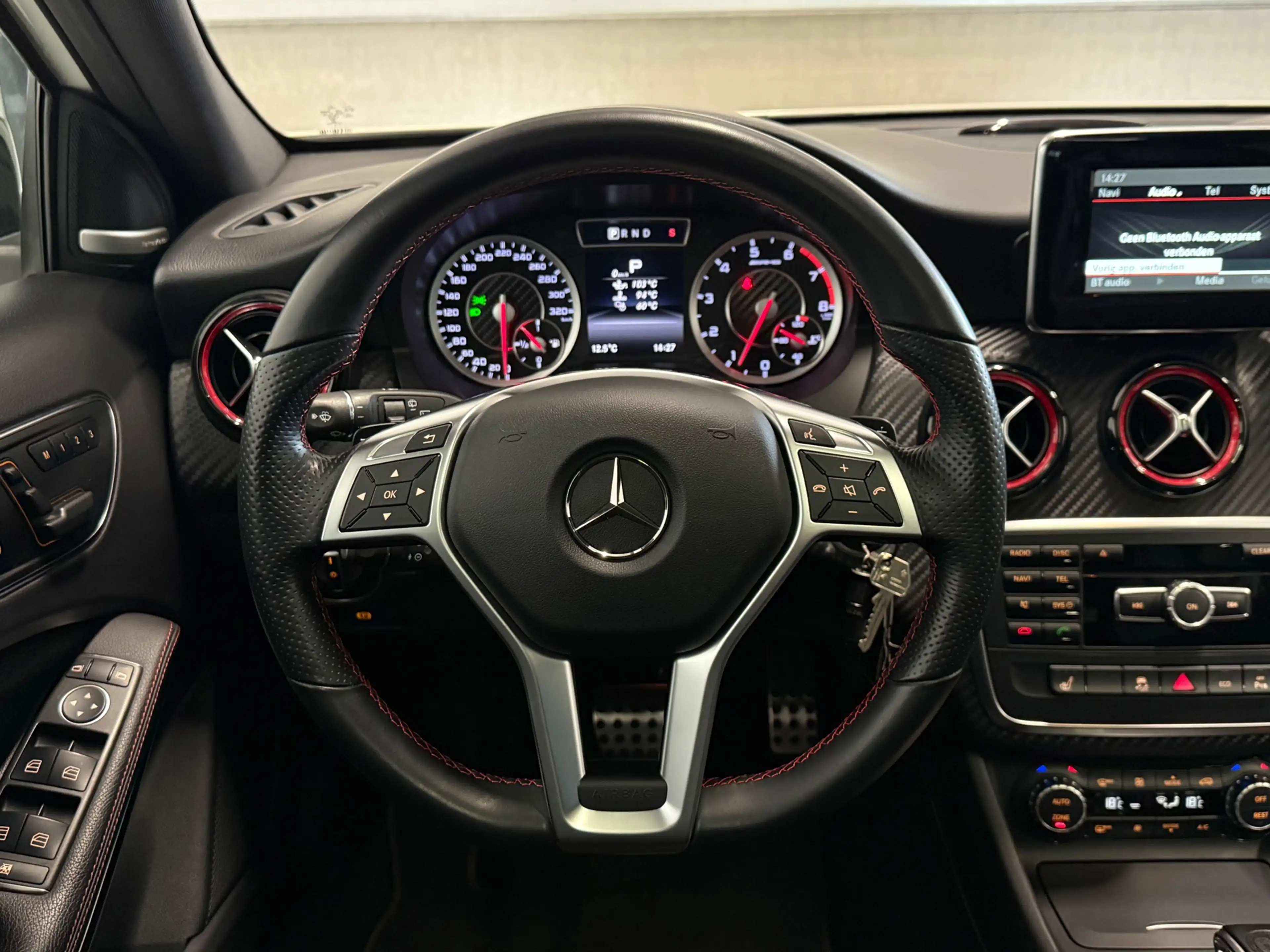 Mercedes-Benz A 45 AMG 4MATIC Edition 1 Pano, Aero, Carbon, Kuipstoelen, — photo 15