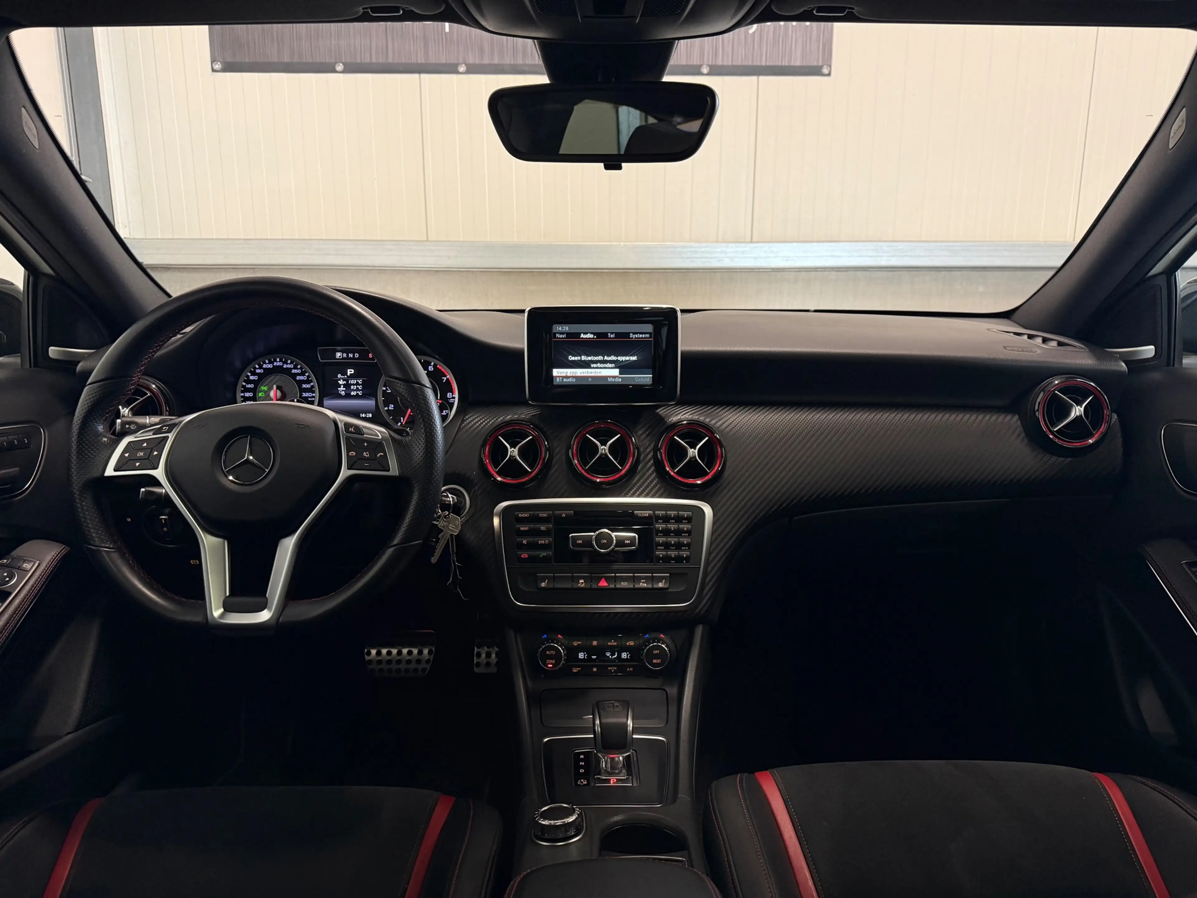 Mercedes-Benz A 45 AMG 4MATIC Edition 1 Pano, Aero, Carbon, Kuipstoelen, — photo 14