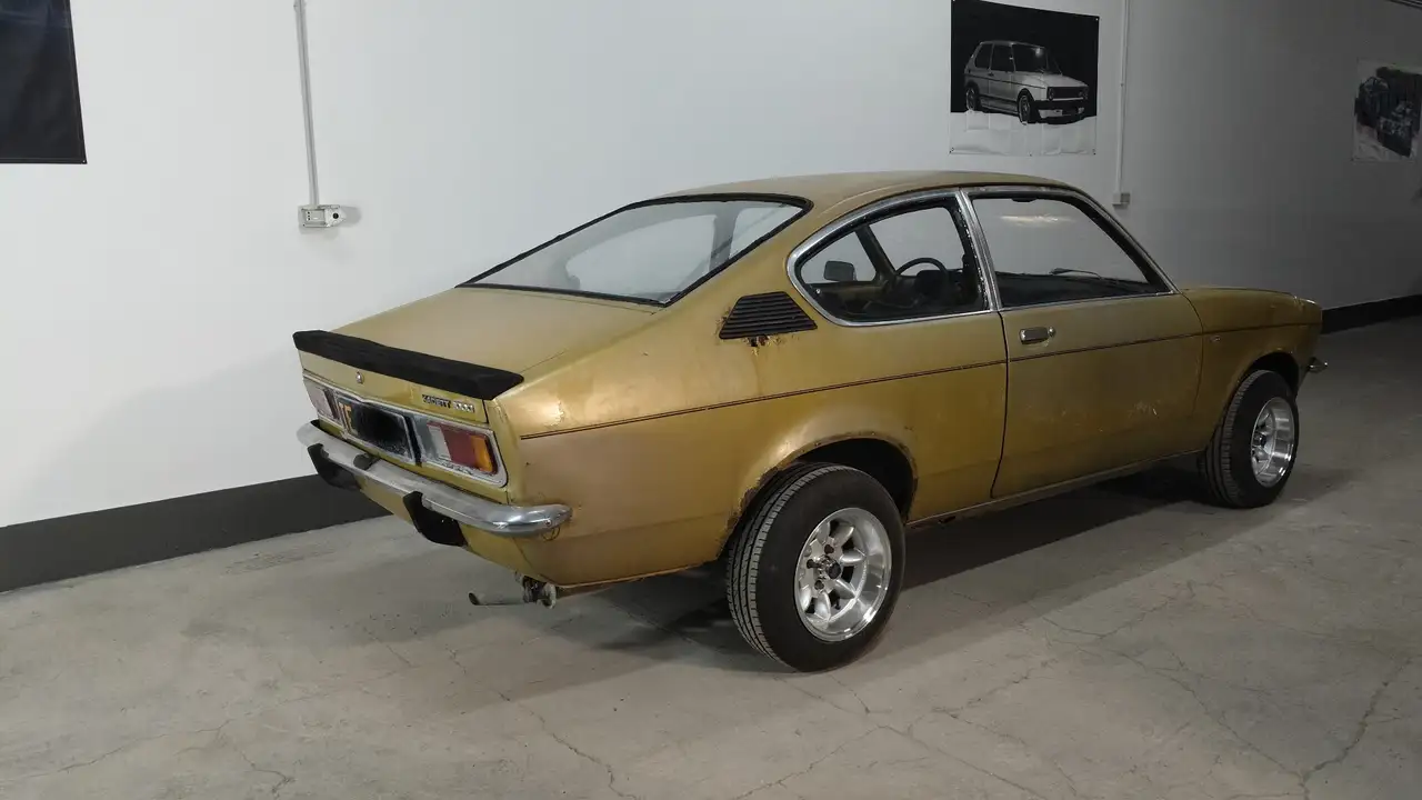 Opel Kadett coupé 1.0, foto 2