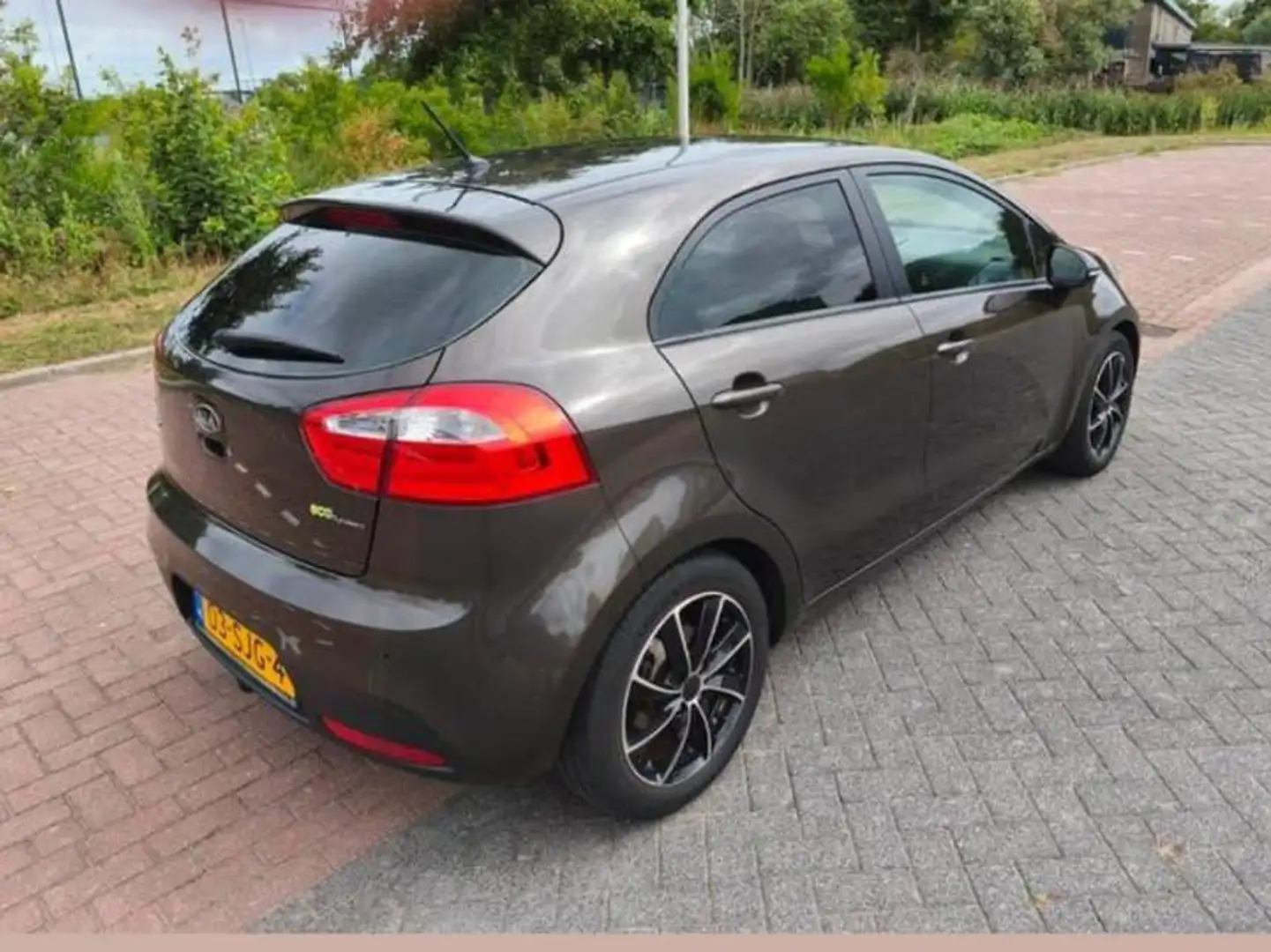 Kia Rio Rio 1.2 CVVT Super Pack Braun - 2