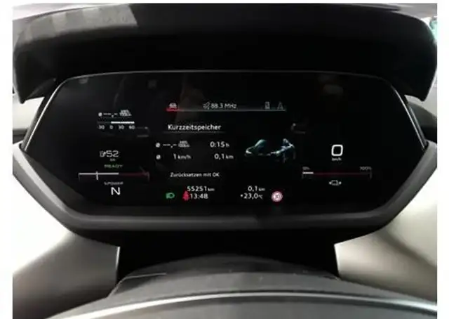 Audi e-tron GT view 8