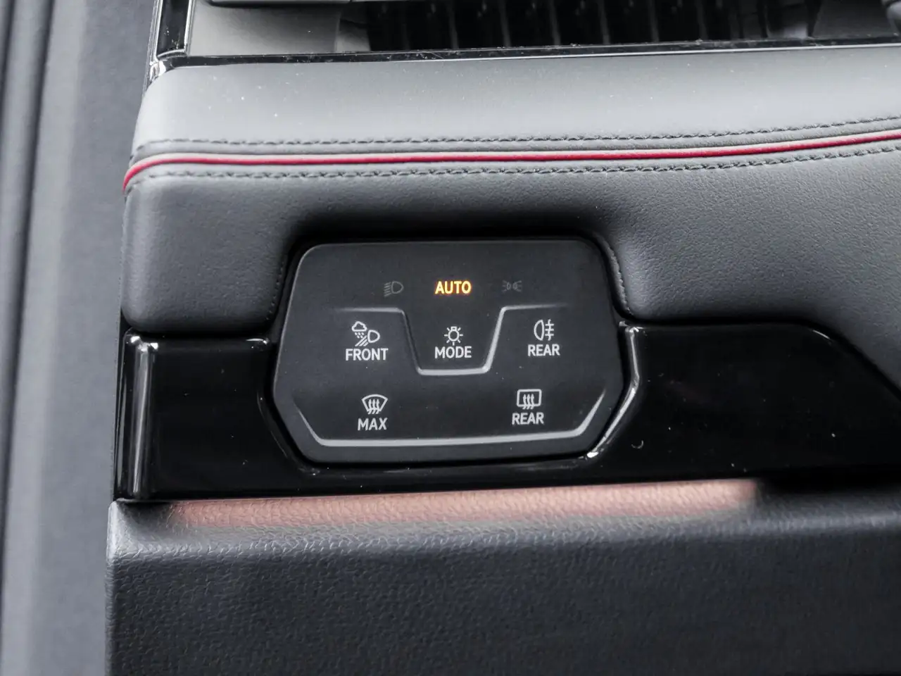 Volkswagen ID.7 GTX DCC Keyless 20" HarmanKardon IQ.Light 15