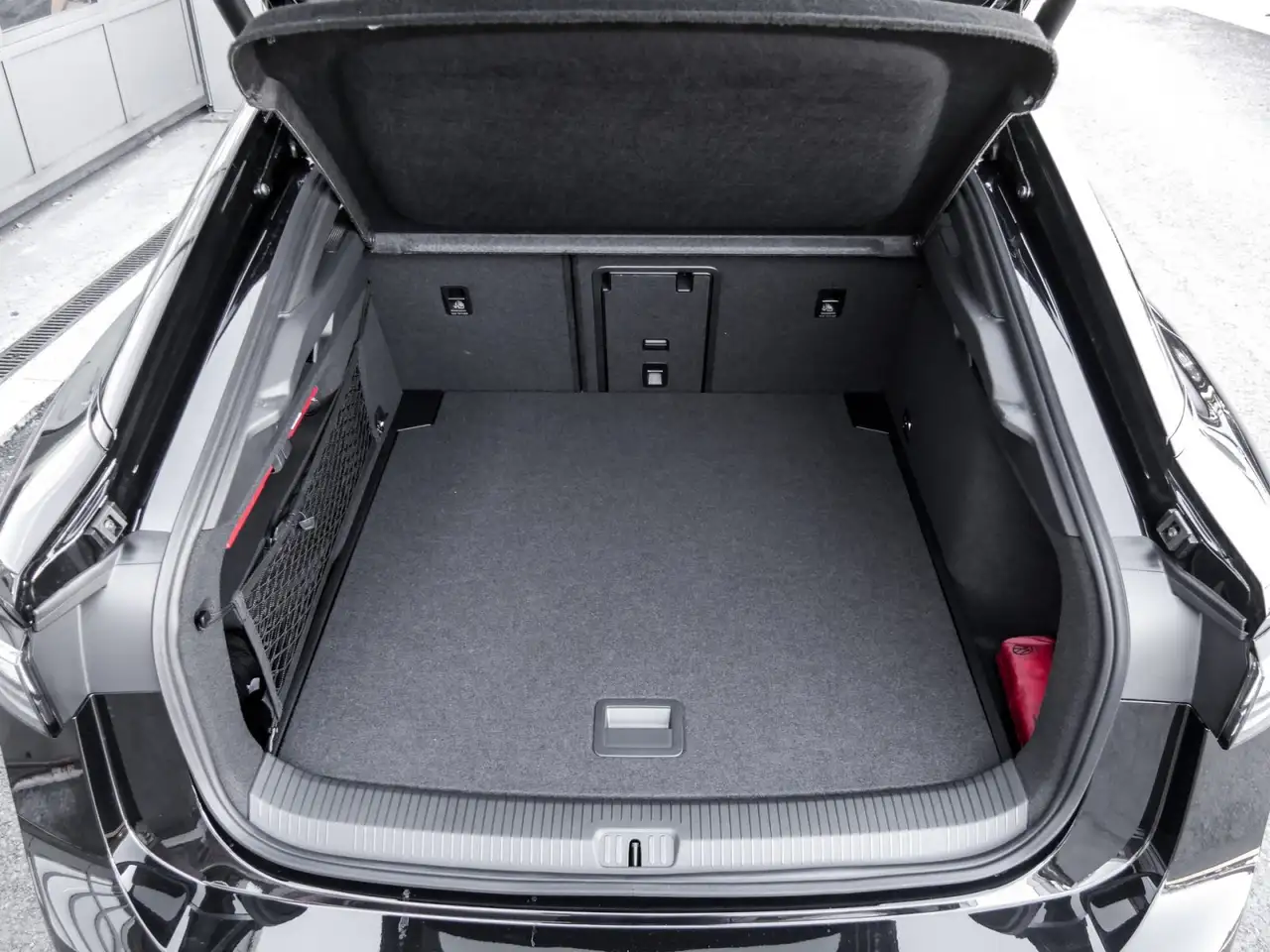 Volkswagen ID.7 GTX DCC Keyless 20" HarmanKardon IQ.Light 13