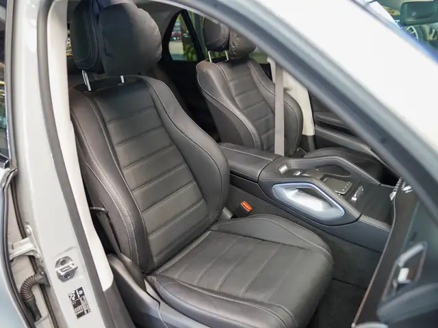Mercedes-Benz GLE view 9