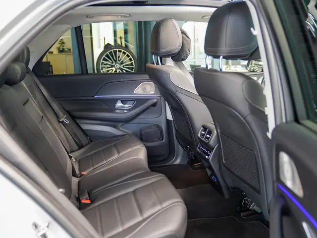 Mercedes-Benz GLE view 13