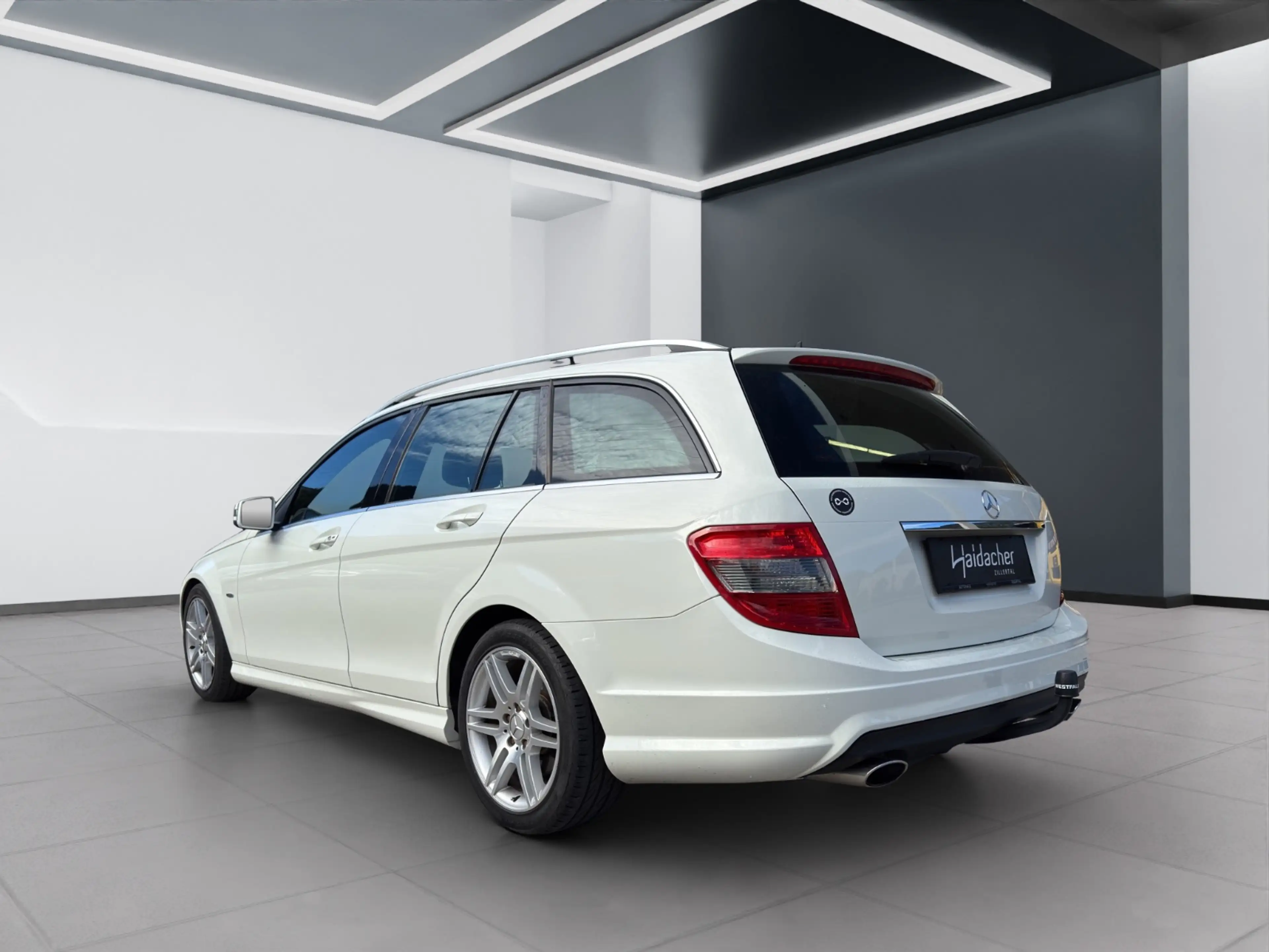 Mercedes-Benz C 320 T Avant. Sp. AMG 4MATIC A-Edi.CDI Aut. — photo 5