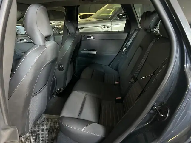 Volvo V50 view 7