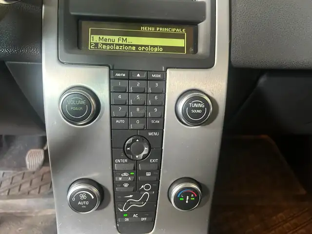 Volvo V50 view 11