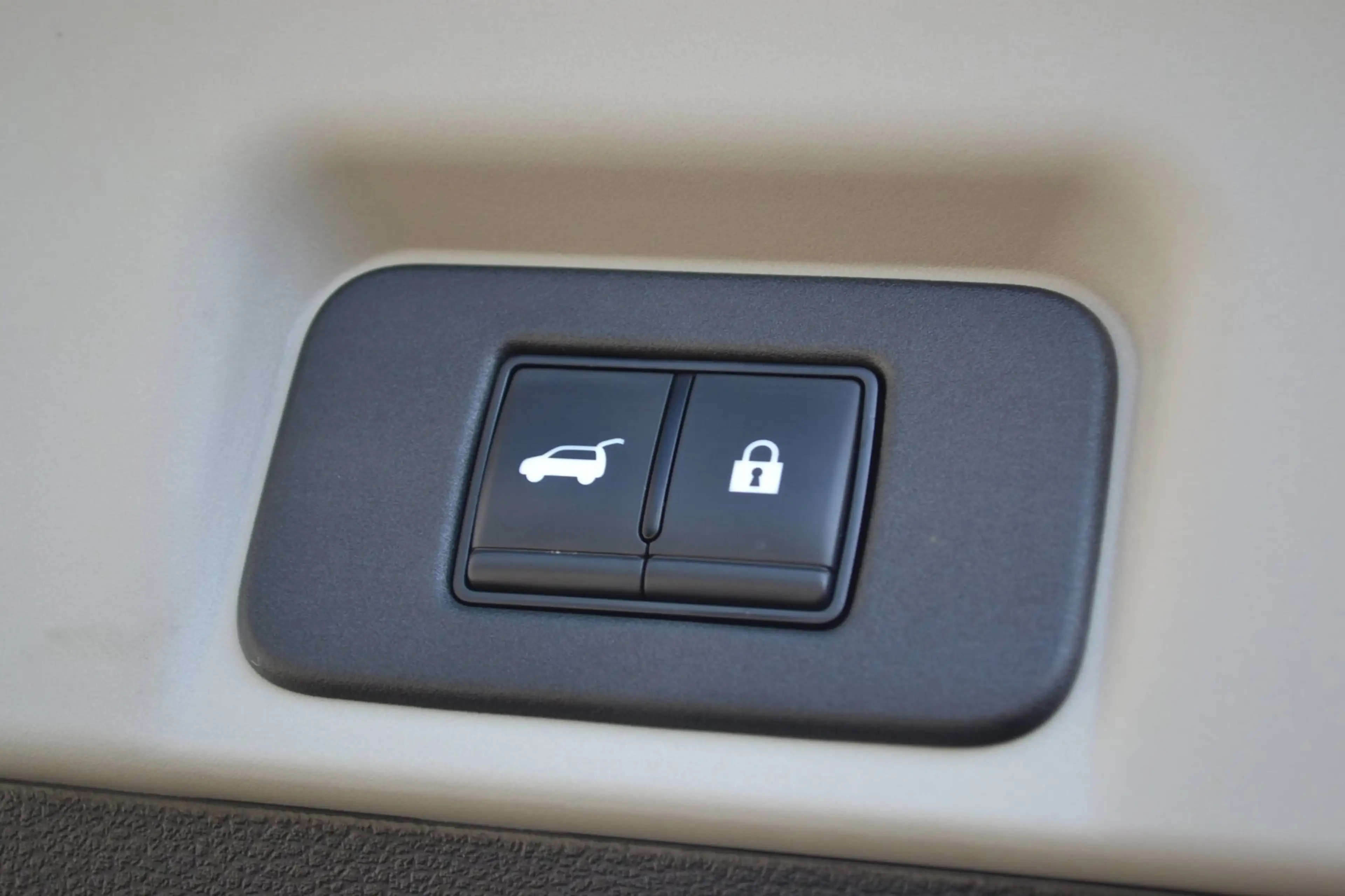 Nissan Ariya Evolve 91 kWh SOH98% Wpomp CarPlay Pano Leder LED — photo 17