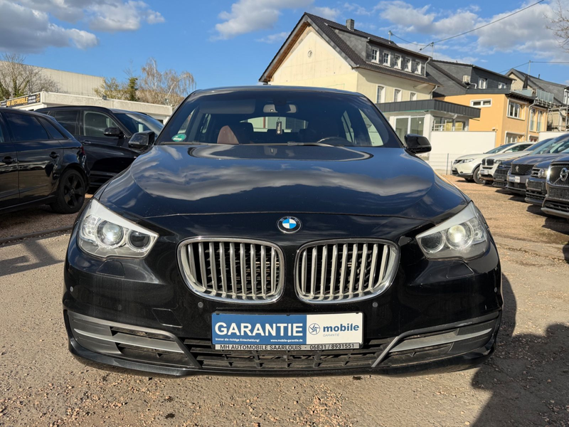 BMW 550 xDrive — photo 9