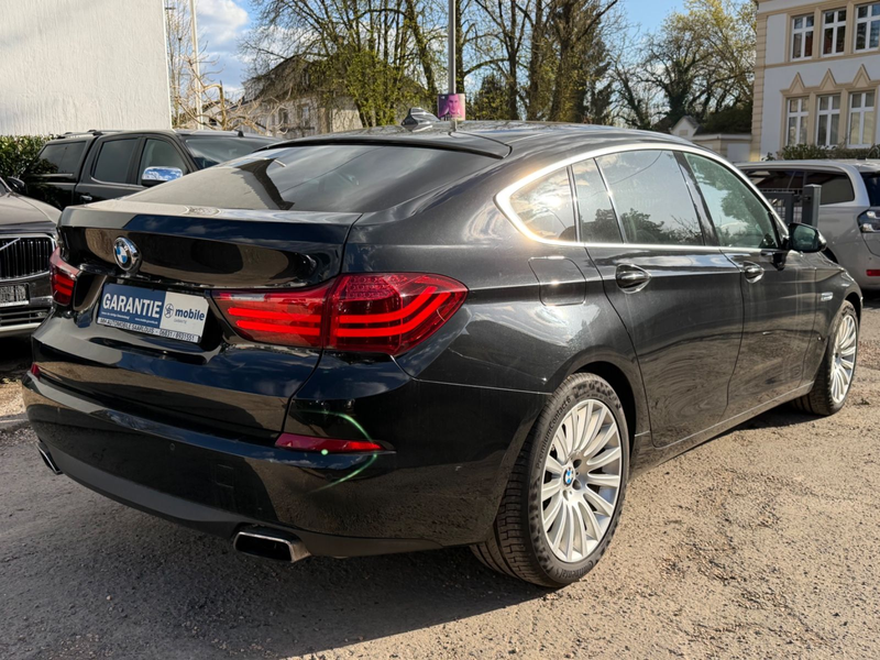 BMW 550 xDrive — photo 6