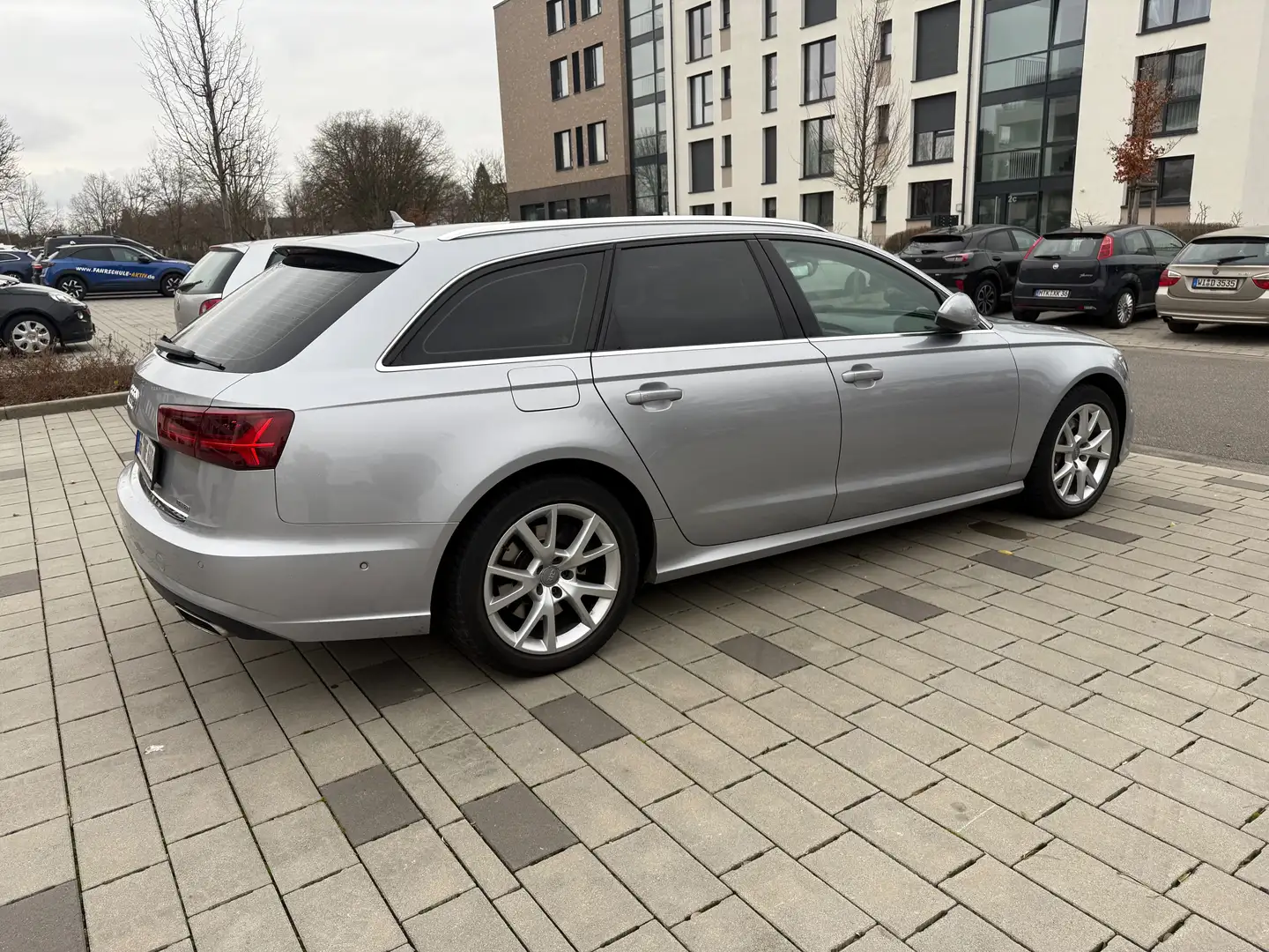 Audi A6 3.0 TDI  272 PS Euro6 Diesel quattro TÜV12.2026 Grau - 2