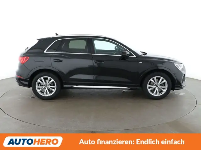 Audi Q3 view 7