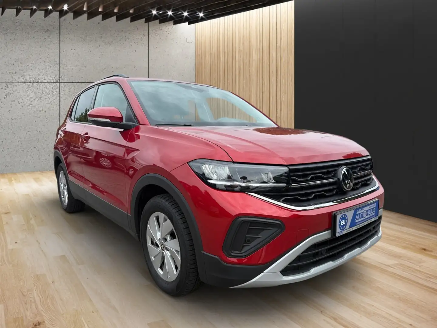 Volkswagen T-Cross 1.0 TSI Life AHK Navi Alu Klima Navi Rot - 2