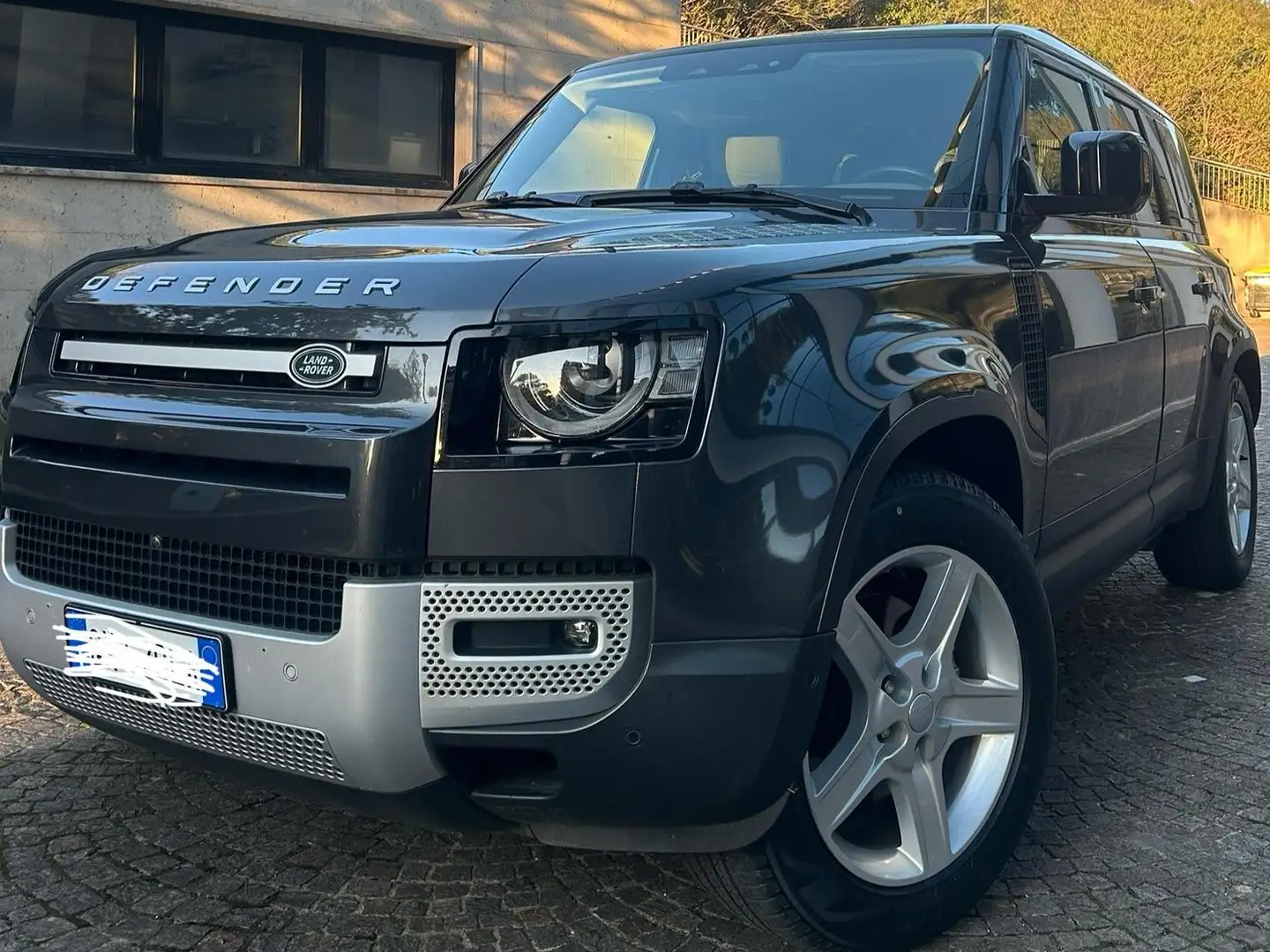 Land Rover Defender 110 Auto da Sogno km 65.000 Grigio - 1