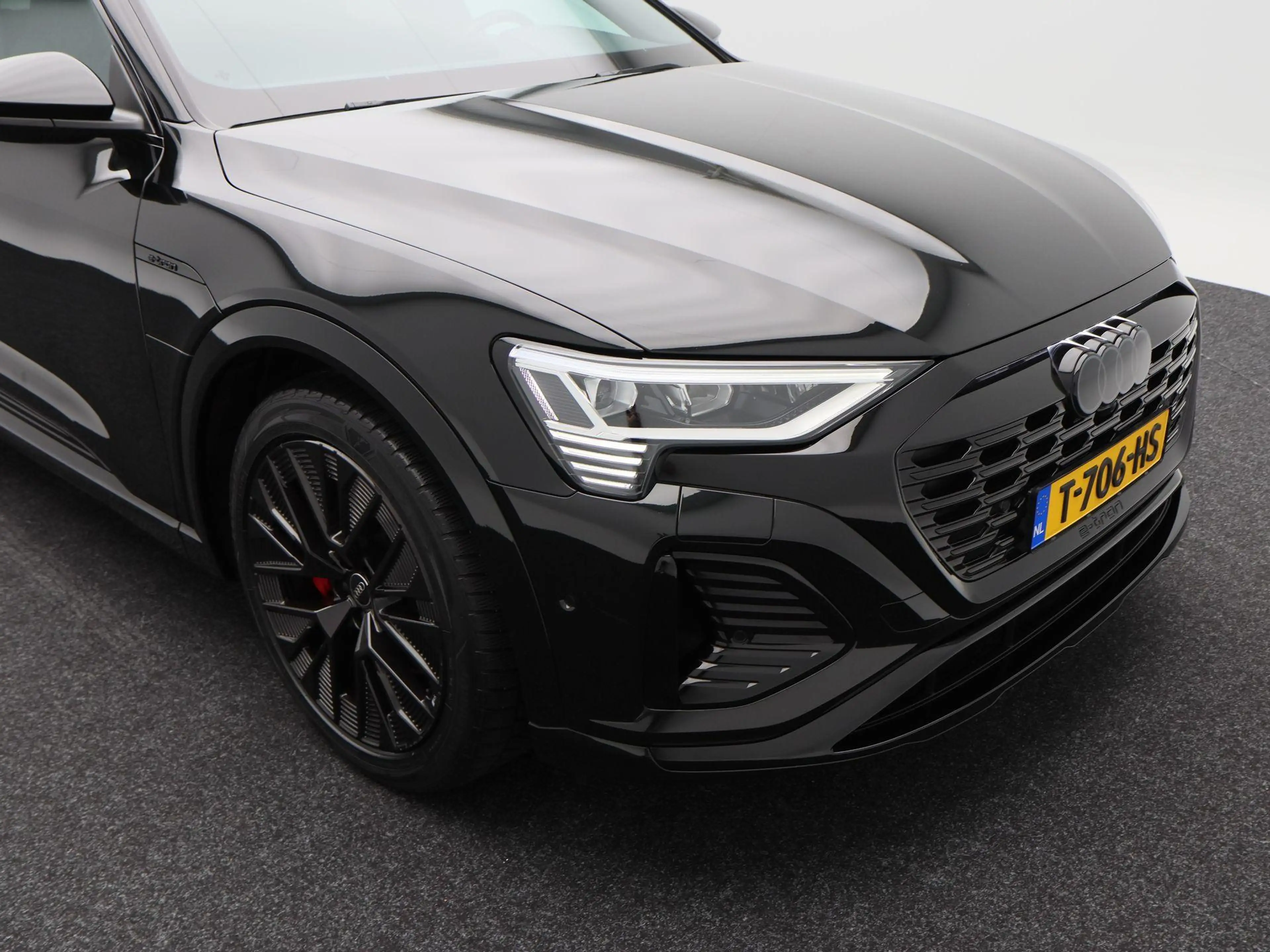 Audi Q8 e-tron 55 quattro S Edition 115 kWh 408 Pk | RS Stoelen | — photo 13