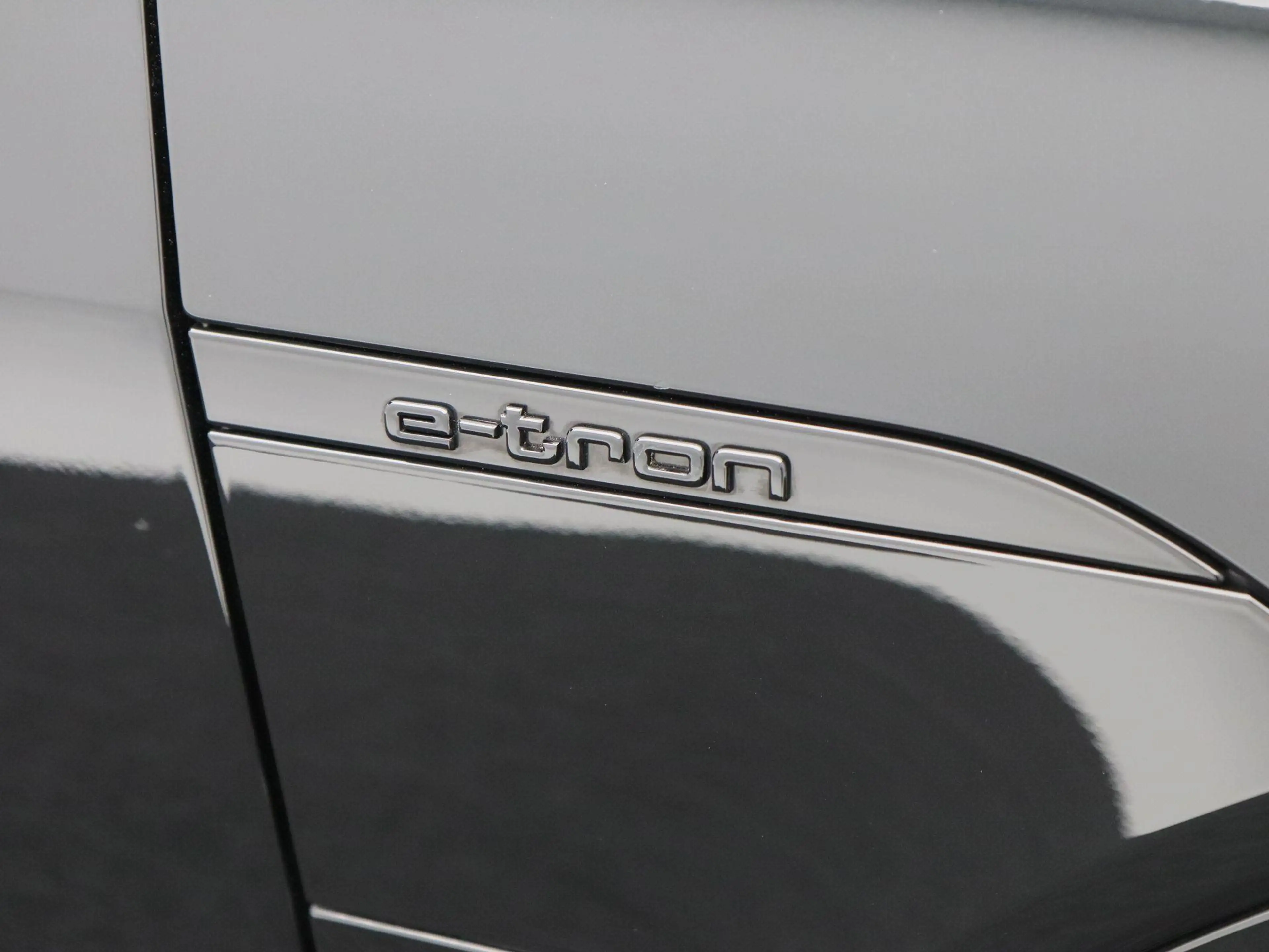 Audi Q8 e-tron 55 quattro S Edition 115 kWh 408 Pk | RS Stoelen | — photo 14