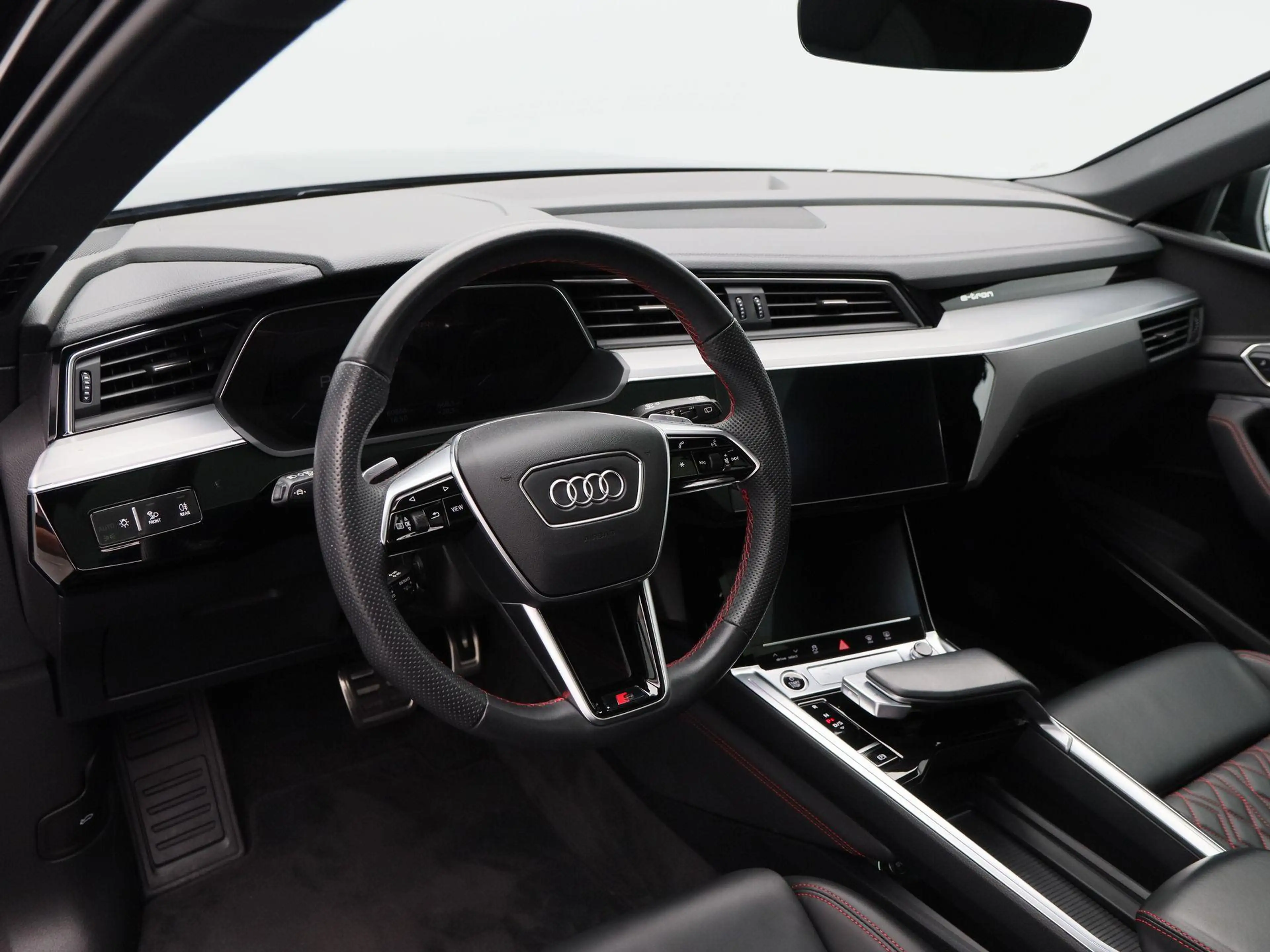 Audi Q8 e-tron 55 quattro S Edition 115 kWh 408 Pk | RS Stoelen | — photo 4