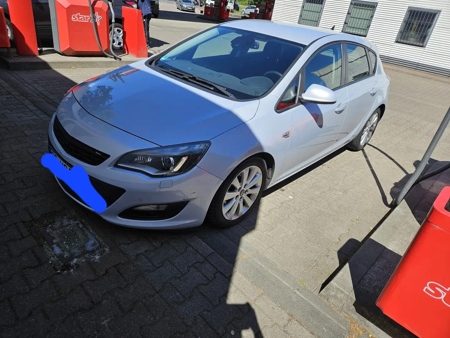 Opel Astra 2.0 CDTI DPF ecoFLEX Start/Stop Edition Grau - 2