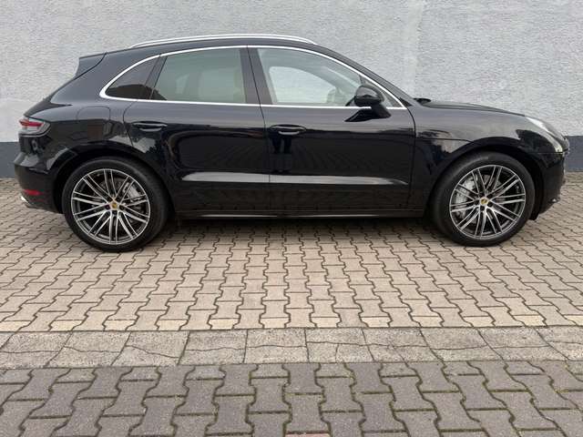 Porsche Macan Turbo/Chrono/SAGA/Bose/Pano/RFK/18-Wege
