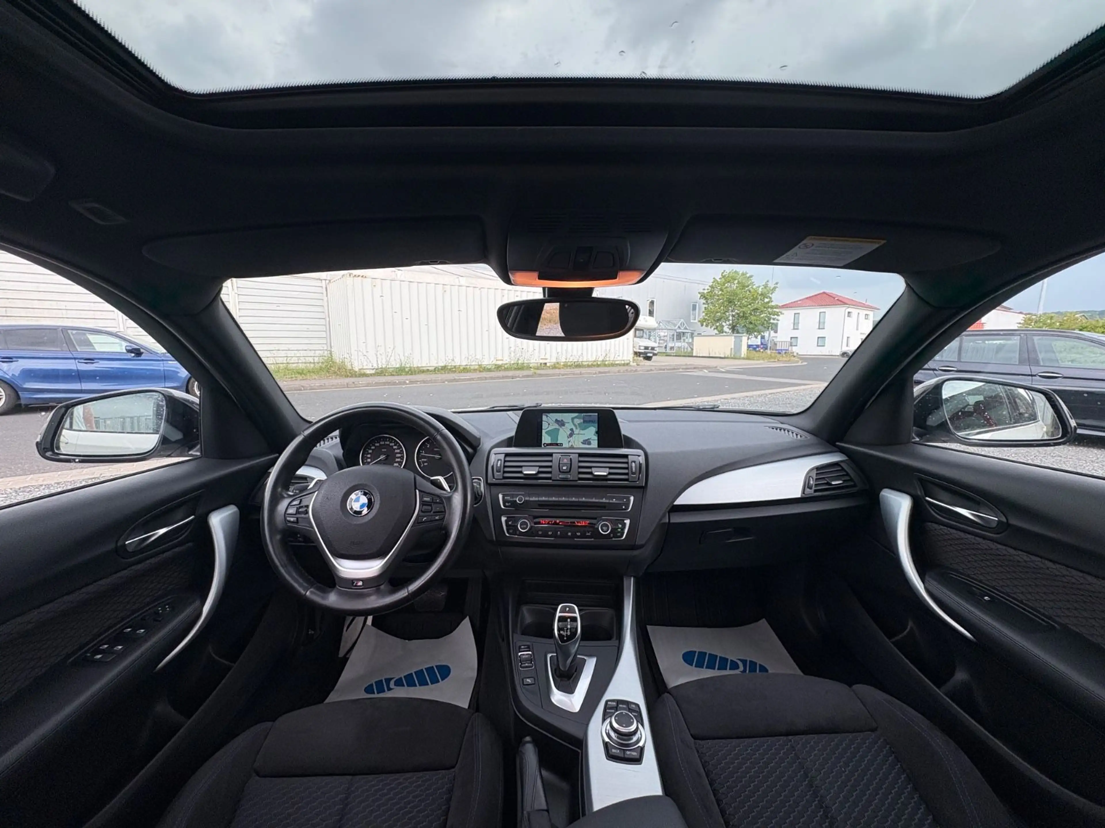 BMW 135 iX Schiebedach Alcantara Xenon noOPF — photo 12