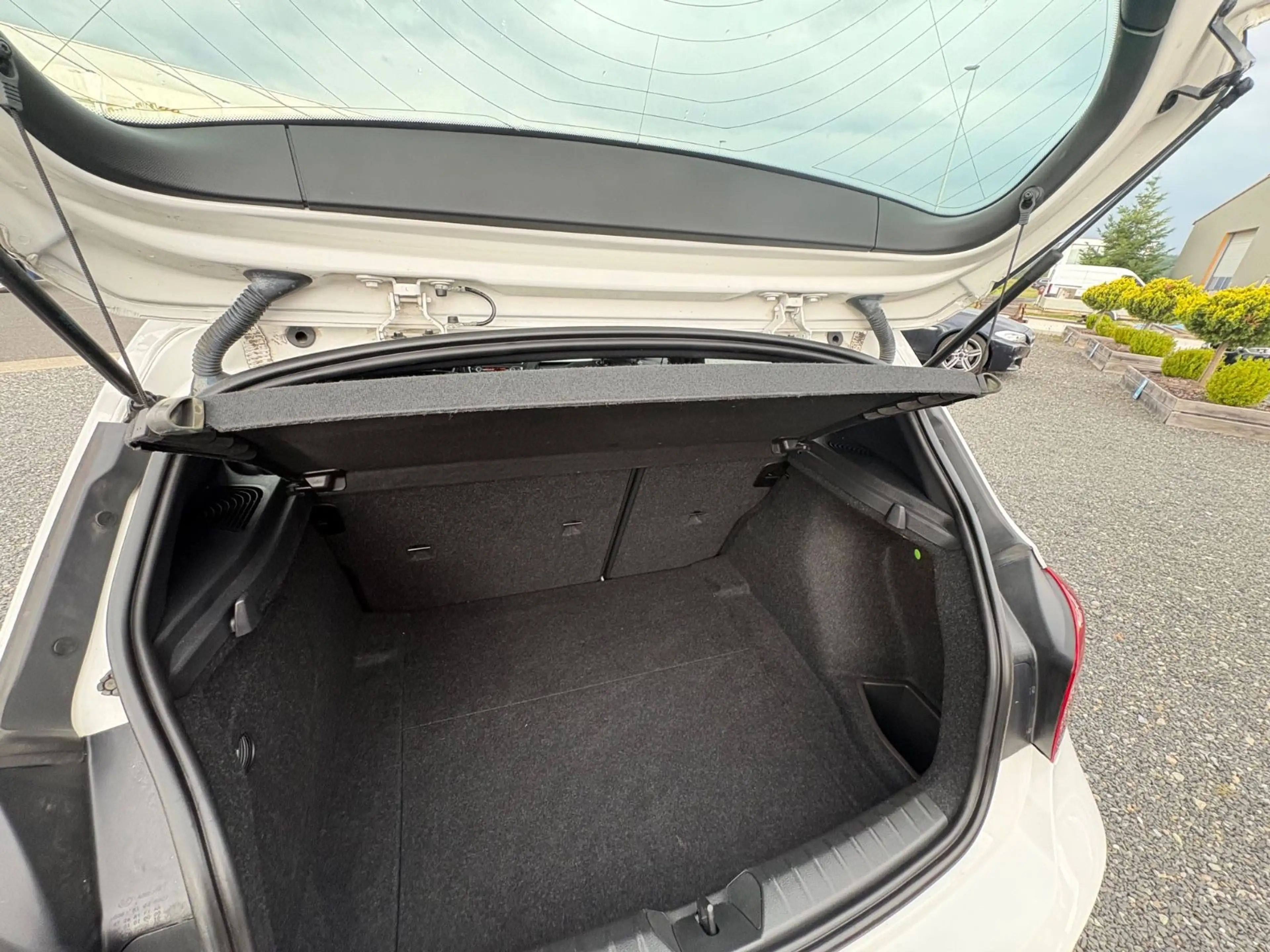 BMW 135 iX Schiebedach Alcantara Xenon noOPF — photo 17