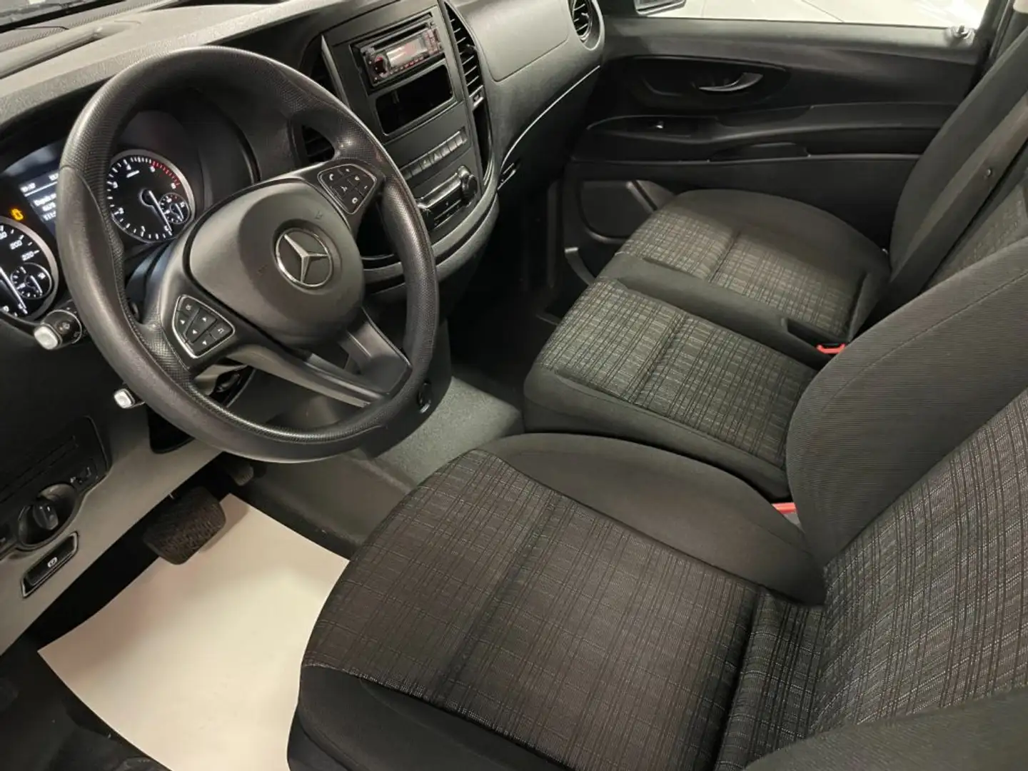 Mercedes-Benz Vito 2.0 CDI 114 136 CV Tourer P-Long Posti N.9+IVA Nero - 2