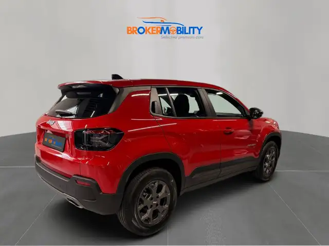 Jeep Avenger view 4