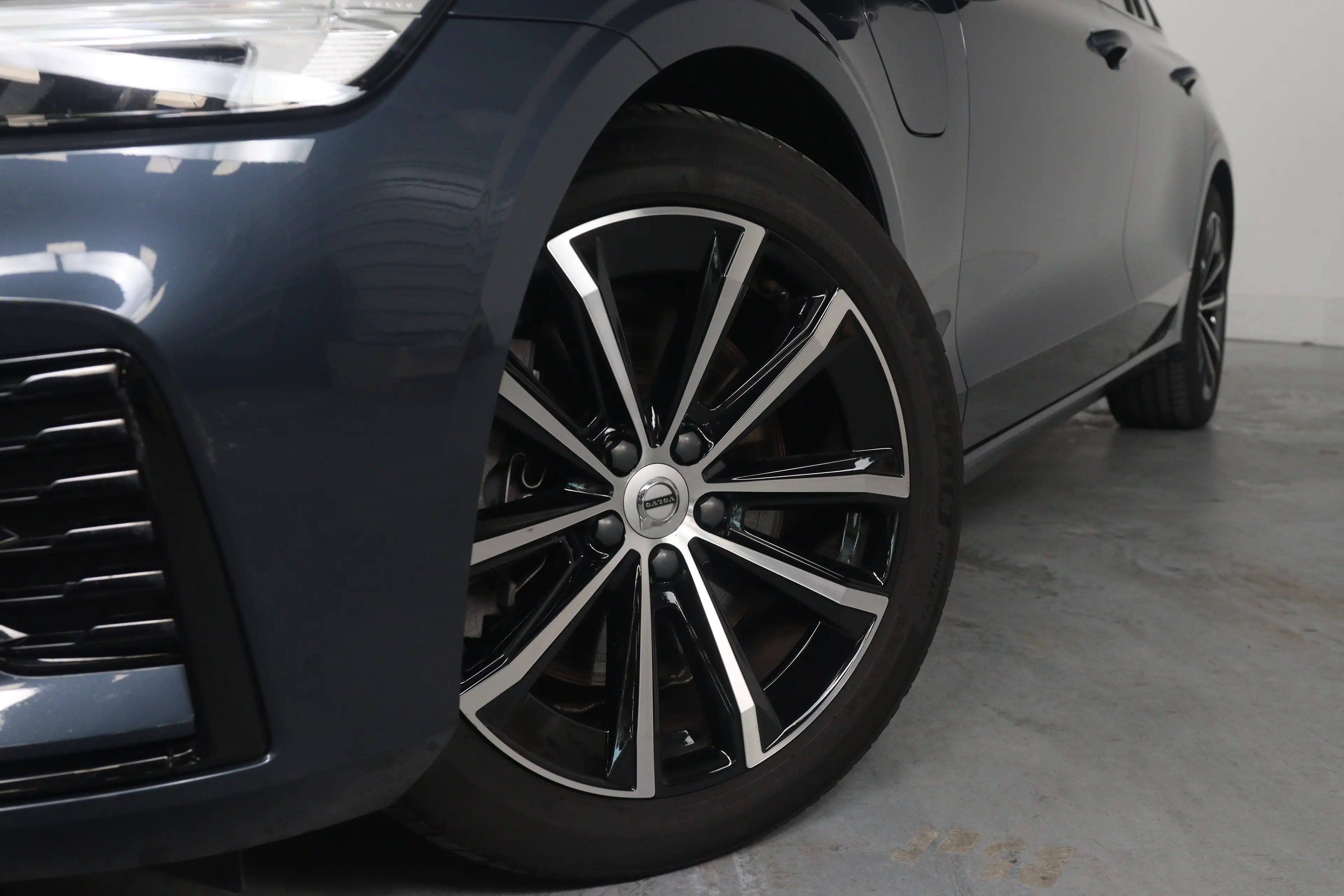 Volvo V60 2.0 T6 Plug-in hybrid AWD Plus Dark | Trekhaak Ele — photo 28
