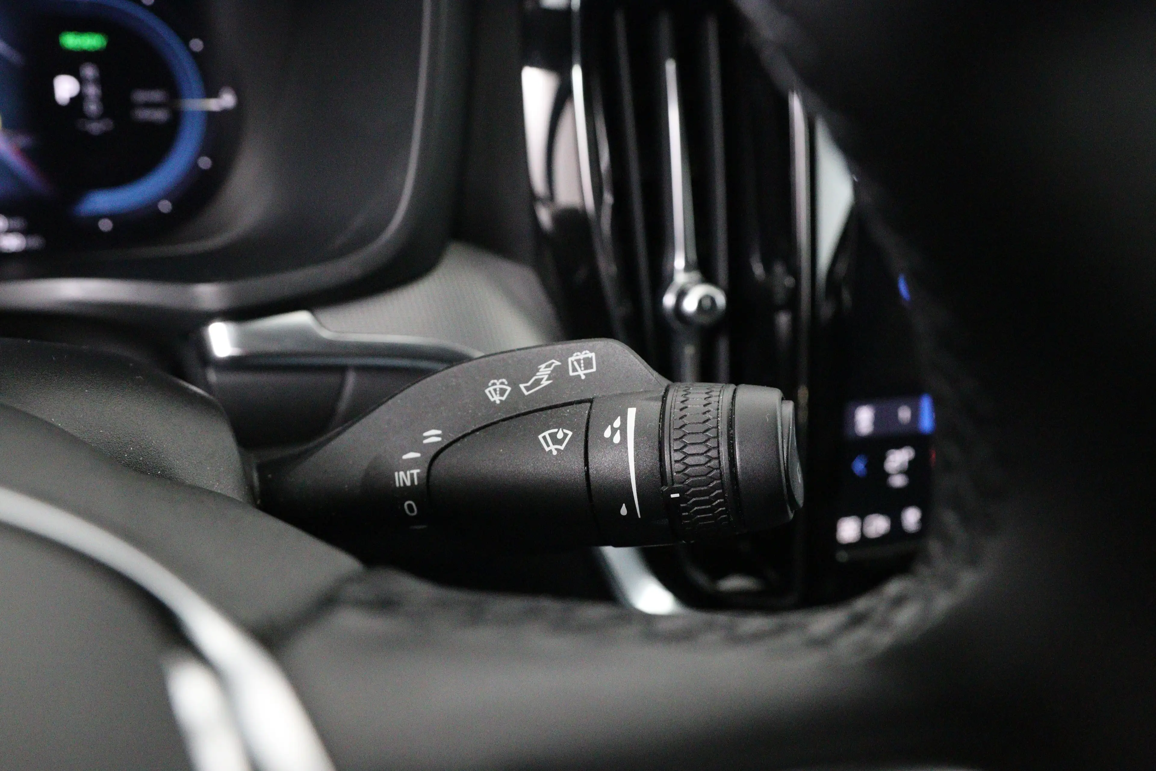Volvo V60 2.0 T6 Plug-in hybrid AWD Plus Dark | Trekhaak Ele — photo 37