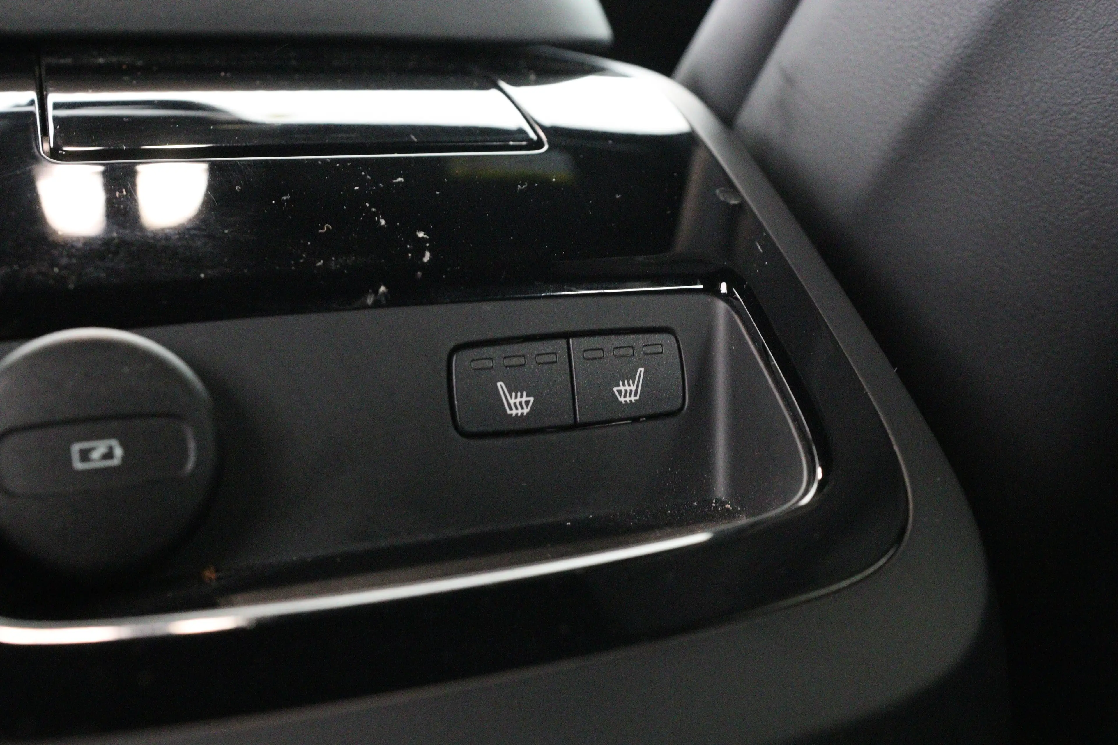 Volvo V60 2.0 T6 Plug-in hybrid AWD Plus Dark | Trekhaak Ele — photo 24