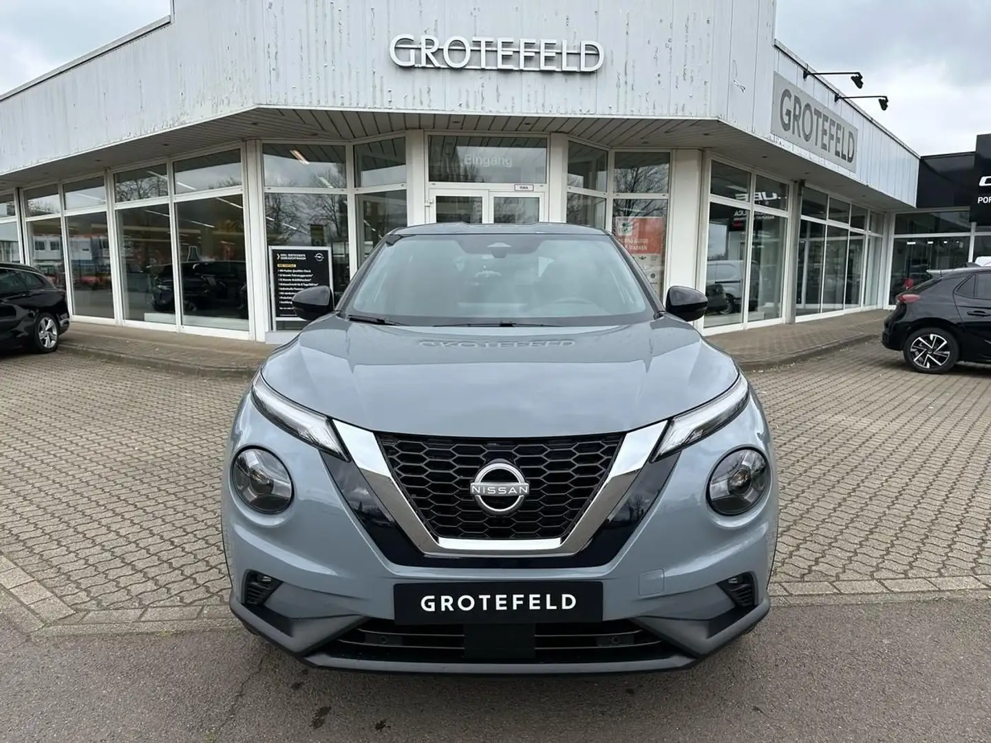 Nissan Juke 1.0 DIG-T N-Connecta Navi + Rückfahrkamera Gris - 1