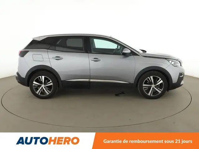 Peugeot 3008 view 7