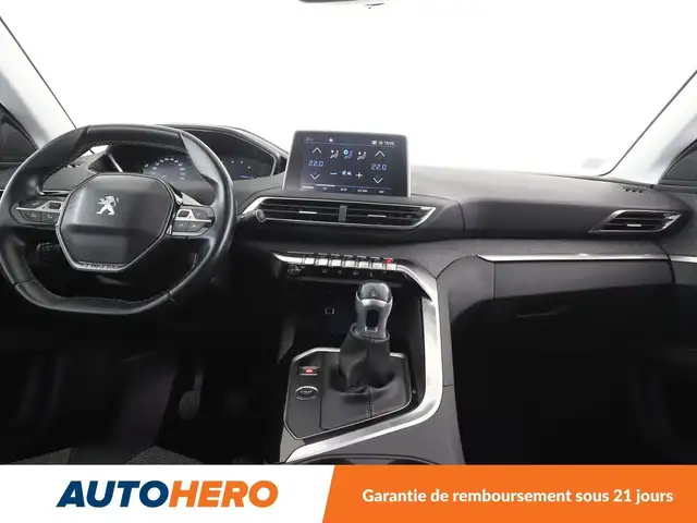 Peugeot 3008 view 12