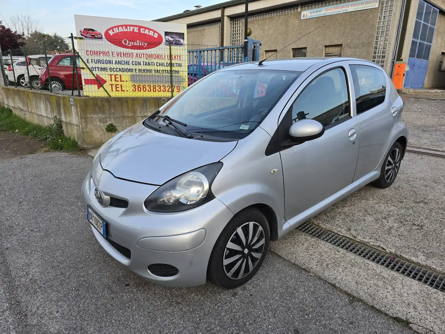 Toyota Aygo 5p 1.0 Sol Argento - 2
