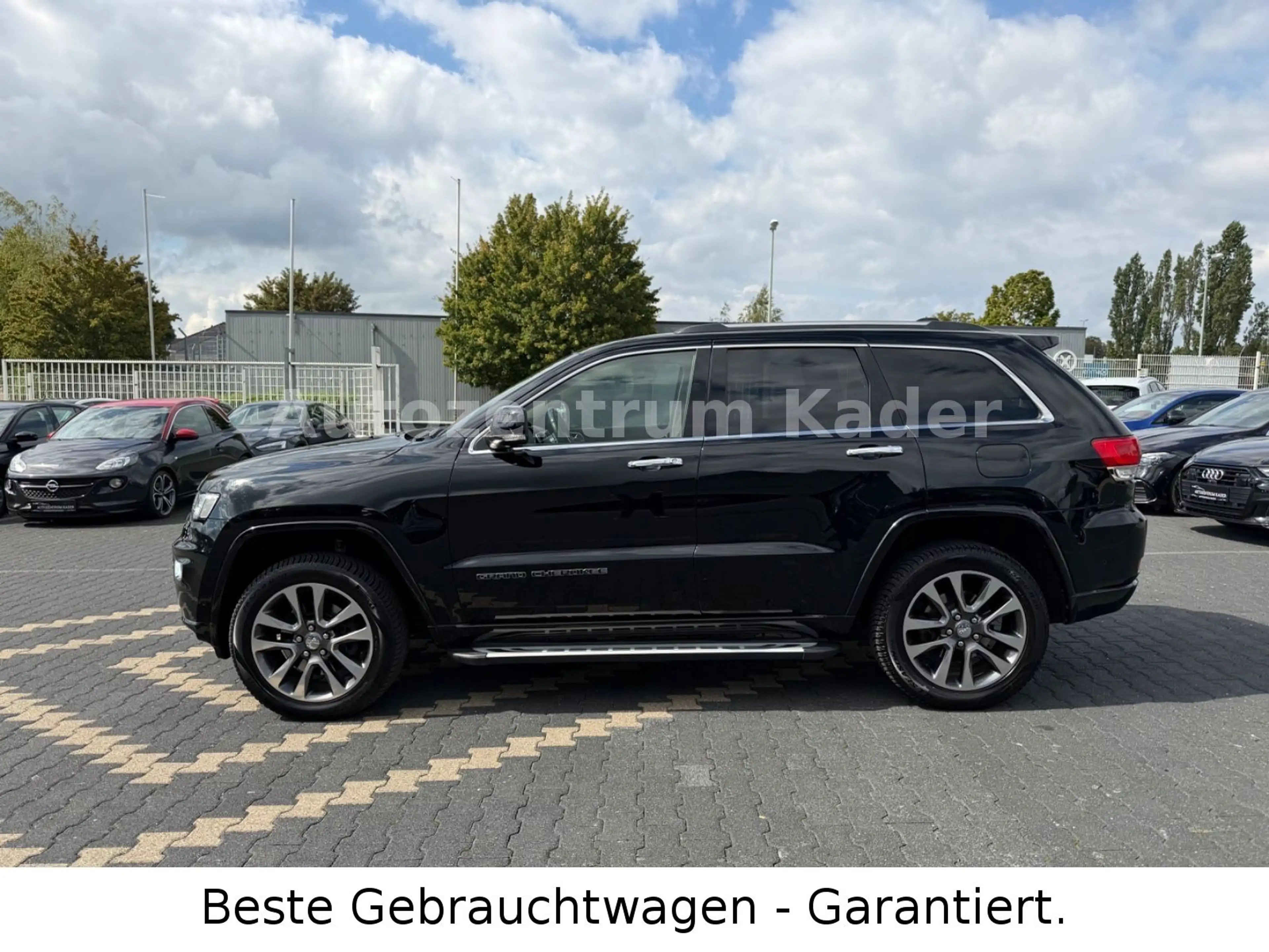 Jeep Grand Cherokee 3.0 CRD V6 Overland*StandHZ*Pano* — photo 4