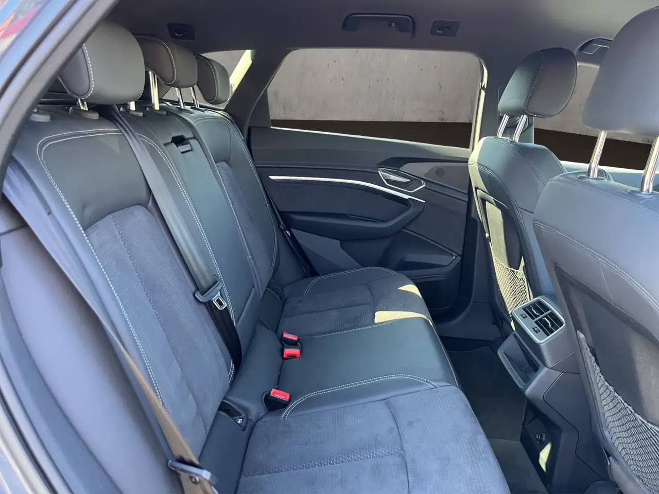 Audi Q8 e-tron Advanced 50 quattro 250 kW 17