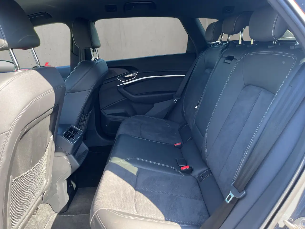 Audi Q8 e-tron Advanced 50 quattro 250 kW 13