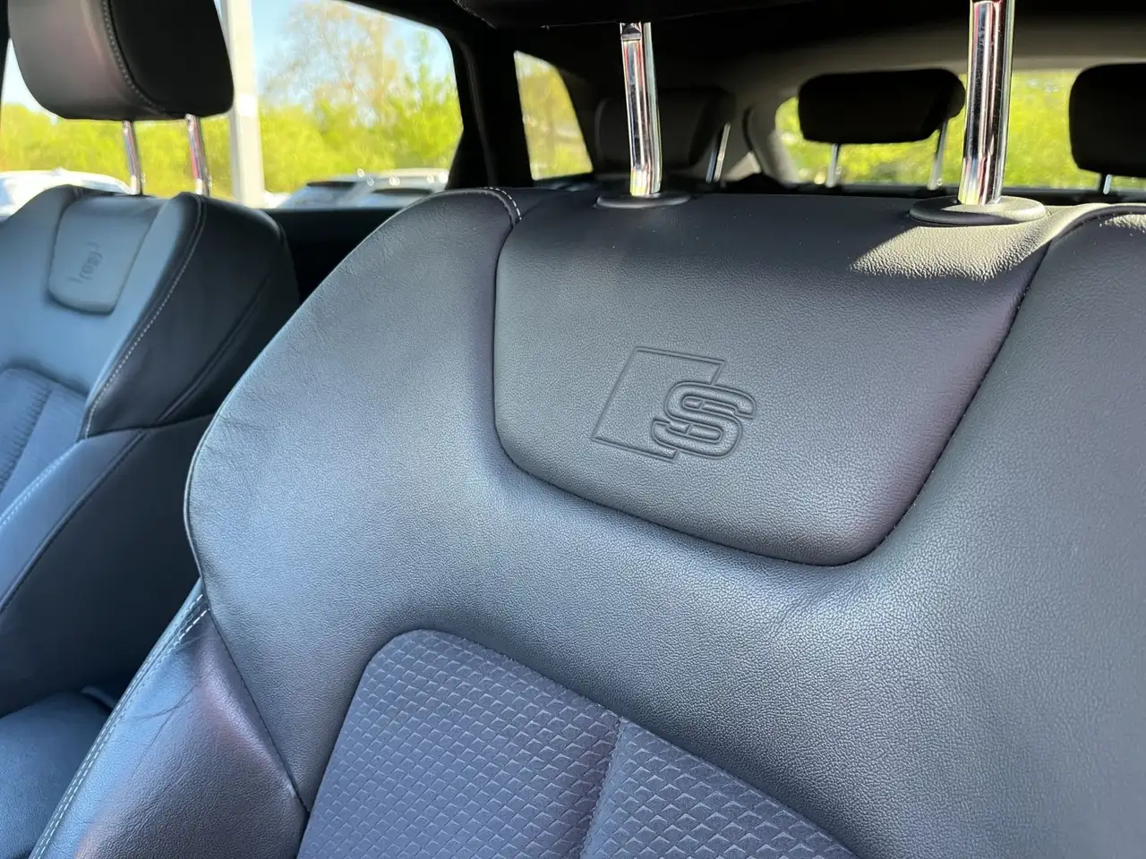 Audi Q8 e-tron Advanced 50 quattro 250 kW 18