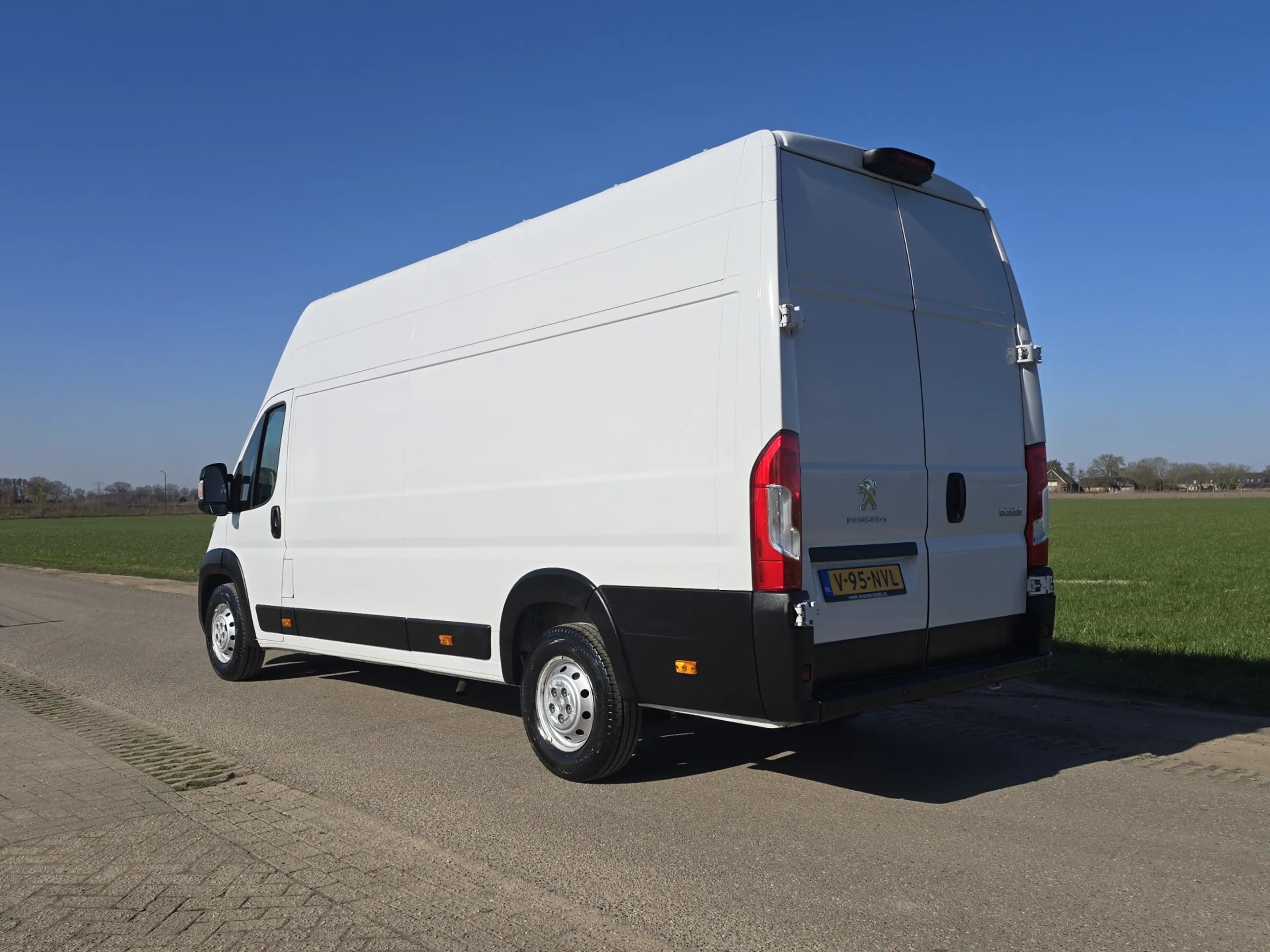 Peugeot Boxer 435 2.2 BlueHDi L4H3 - 165 Pk - Euro 6 - ParkeerCa — photo 3