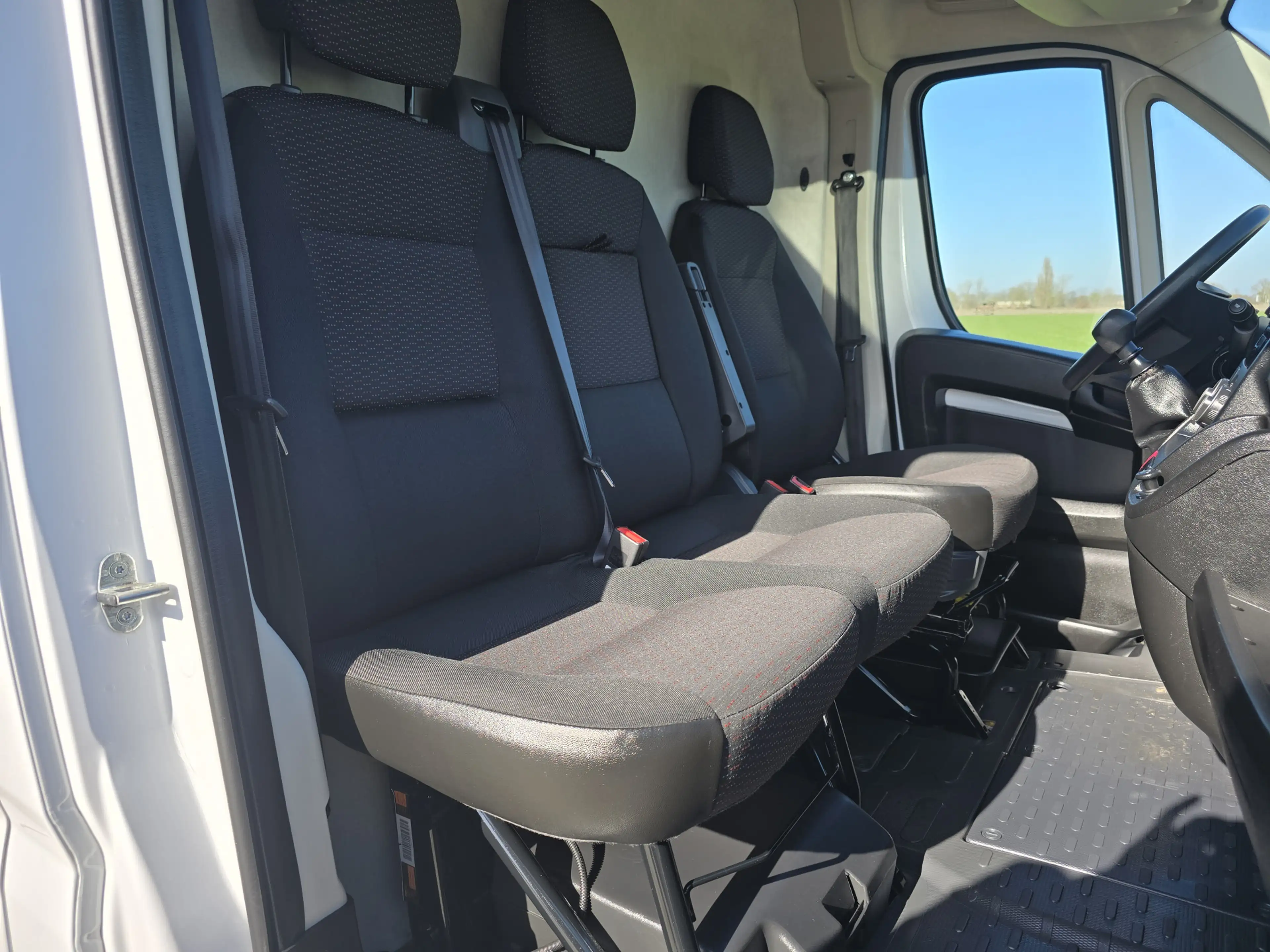 Peugeot Boxer 435 2.2 BlueHDi L4H3 - 165 Pk - Euro 6 - ParkeerCa — photo 13