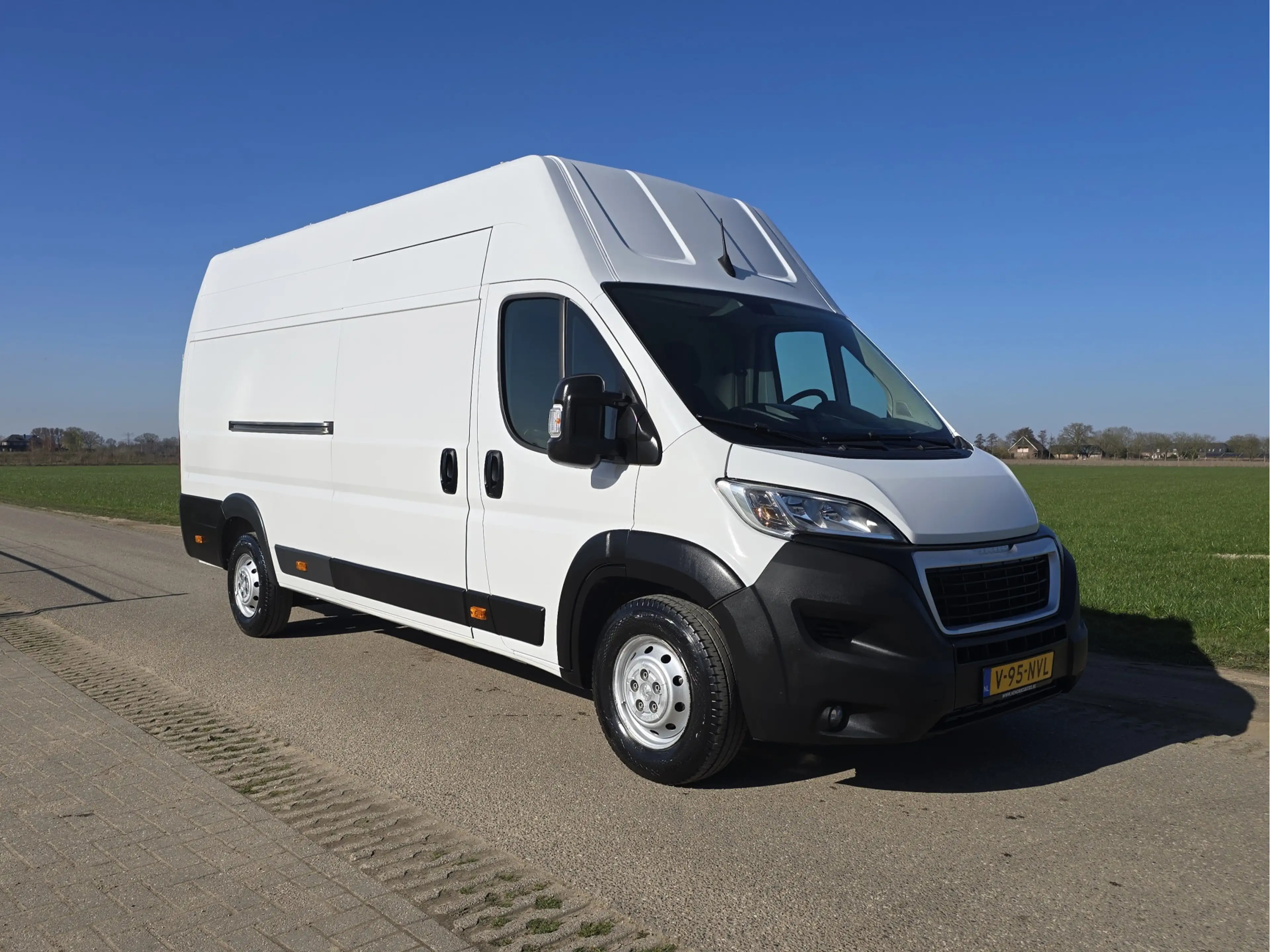 Peugeot Boxer 435 2.2 BlueHDi L4H3 - 165 Pk - Euro 6 - ParkeerCa — photo 10