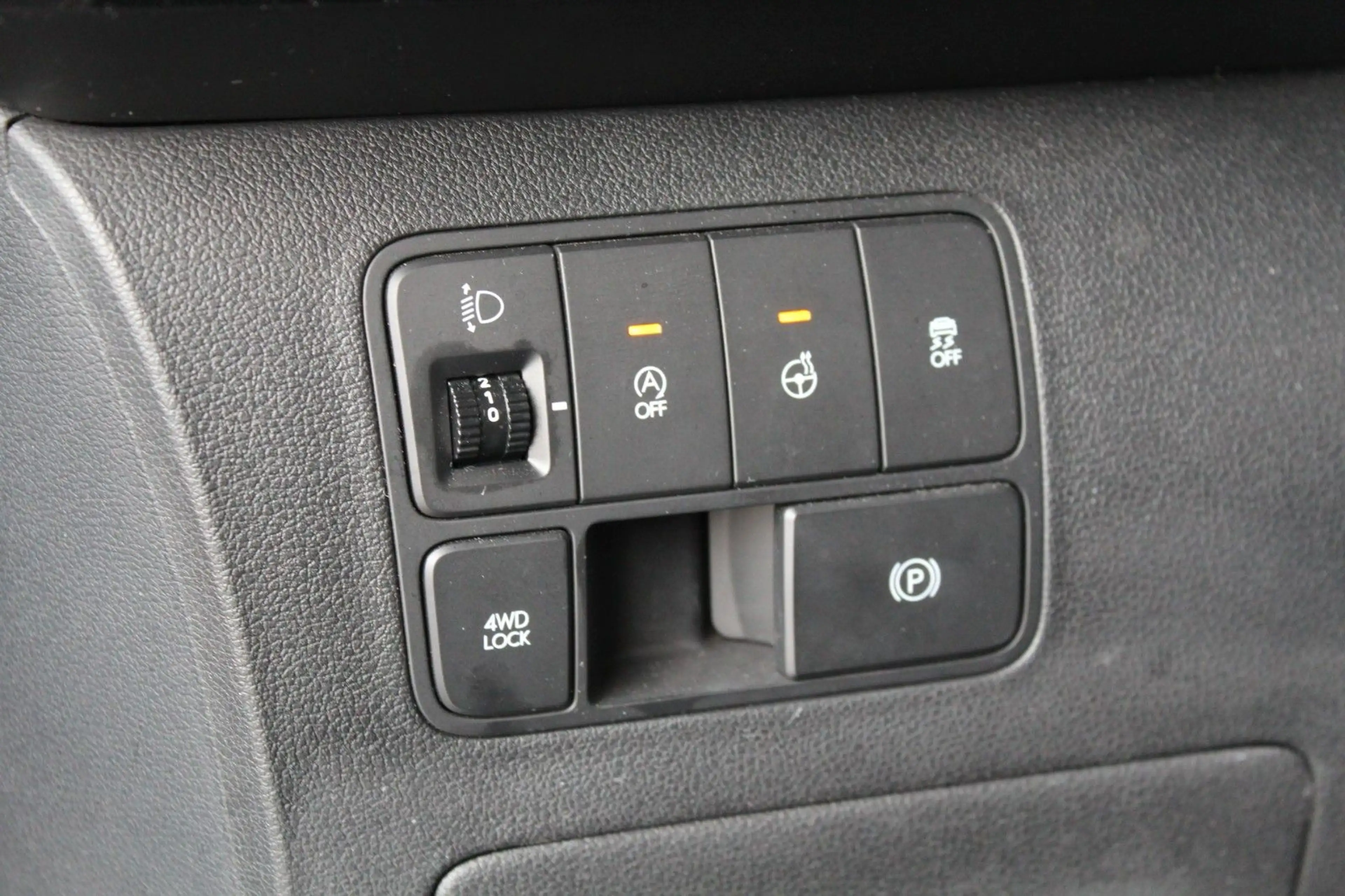 Hyundai STARIA Prime 4WD 9-Sitzer mit Standheizung — photo 14