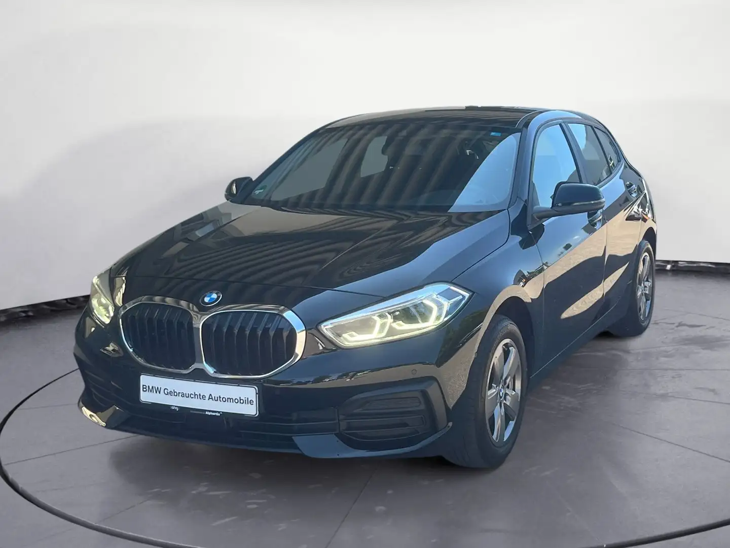 BMW 118 i Advantage Navi Klima PDC LED DAB Sitzheizun Zwart - 2