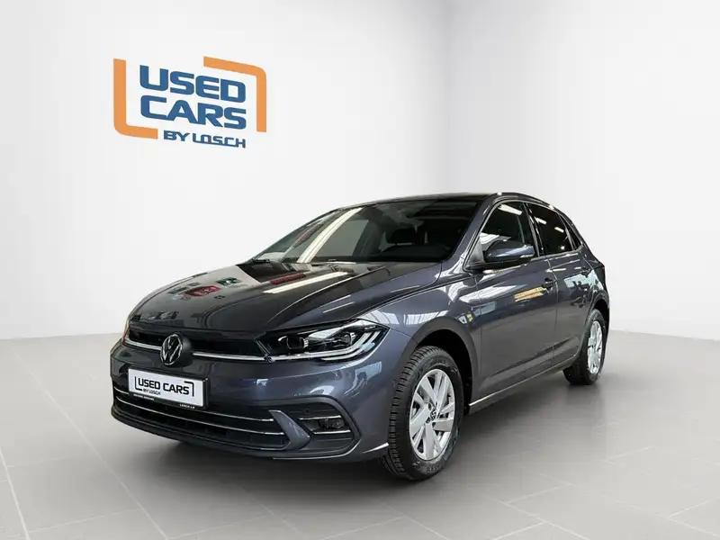 VOLKSWAGEN Polo